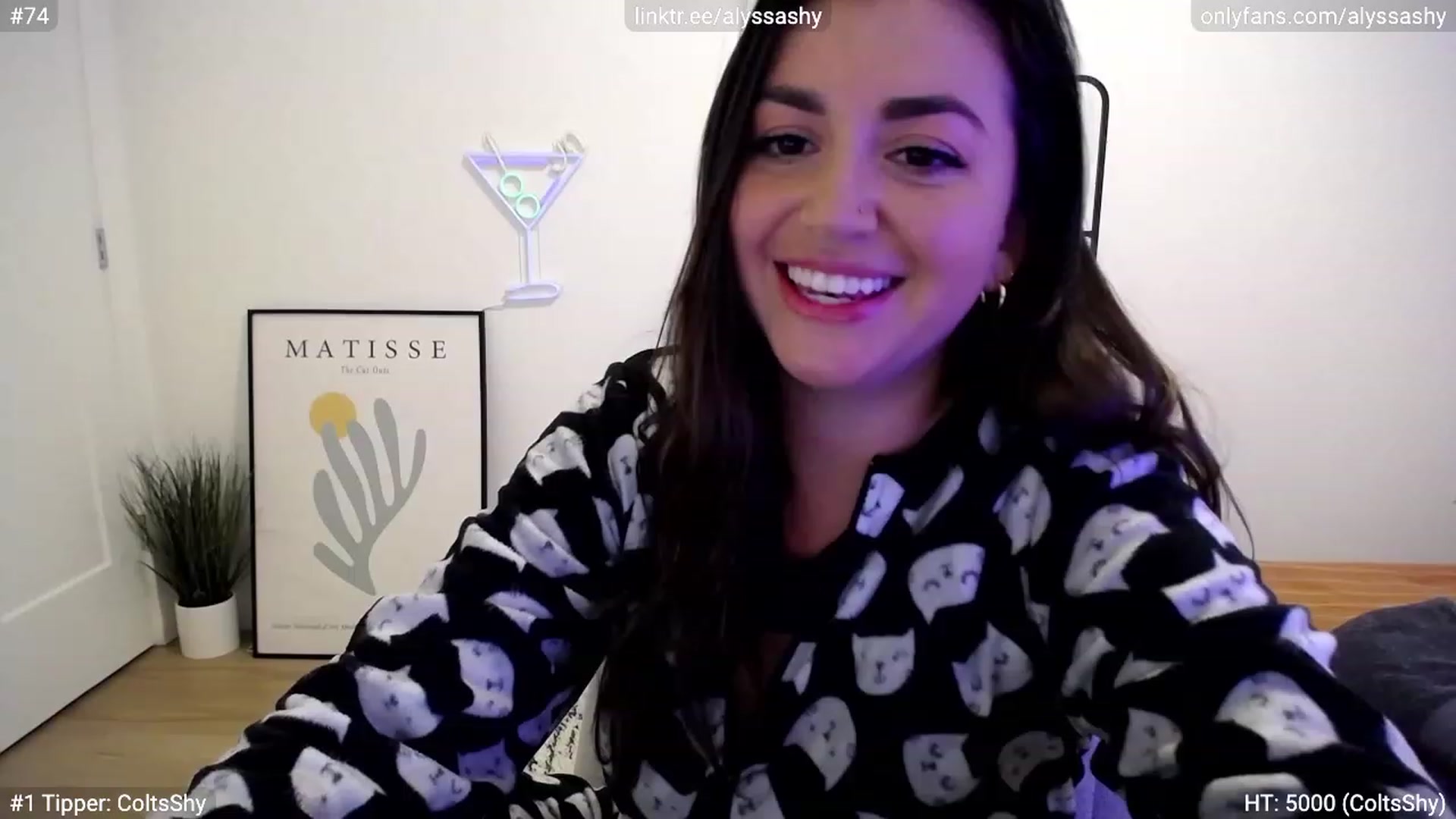 Gallery image thumbnail from AlyssaShy's myfreecams stream on, 09/01/2023, 22:45 image 18 of 20