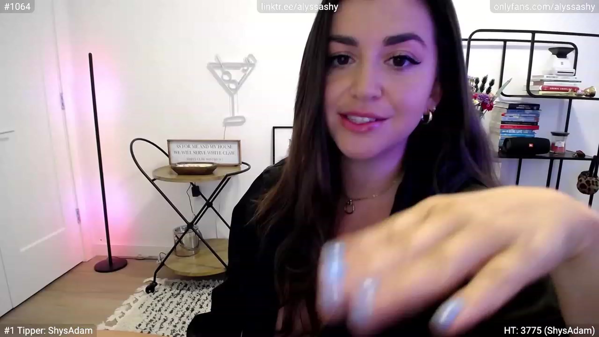 Gallery image thumbnail from AlyssaShy's myfreecams stream on, 09/13/2023, 22:18 image 6 of 20