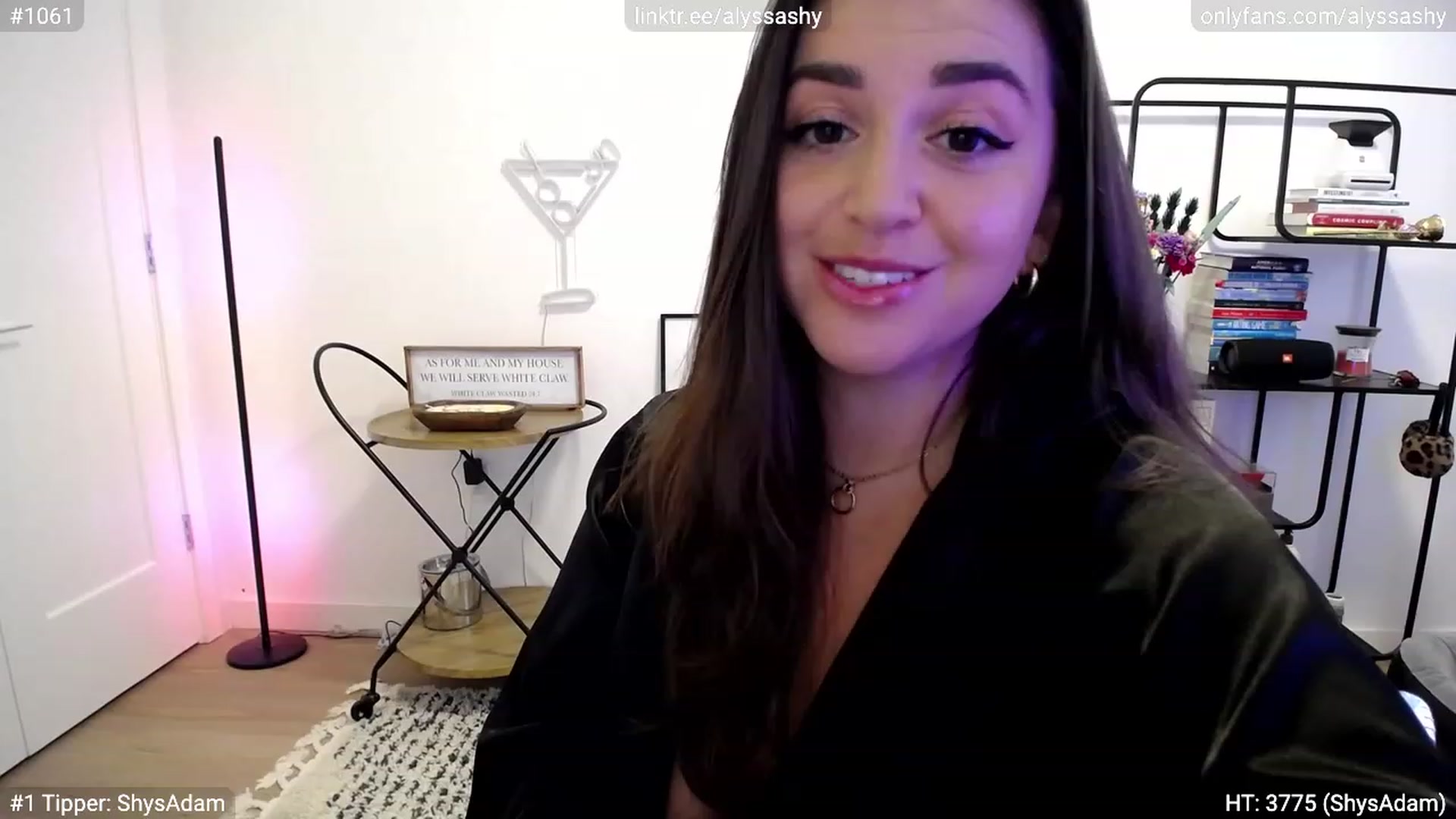 Gallery image thumbnail from AlyssaShy's myfreecams stream on, 09/13/2023, 22:18 image 10 of 20