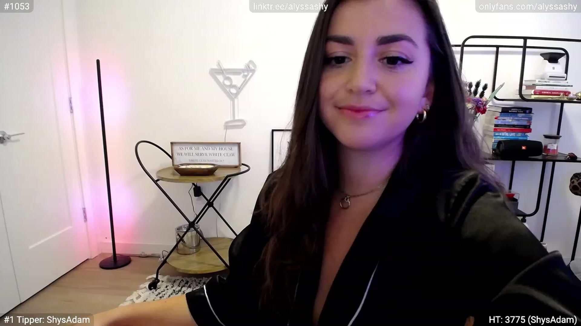 Gallery image thumbnail from AlyssaShy's myfreecams stream on, 09/13/2023, 22:18 image 13 of 20