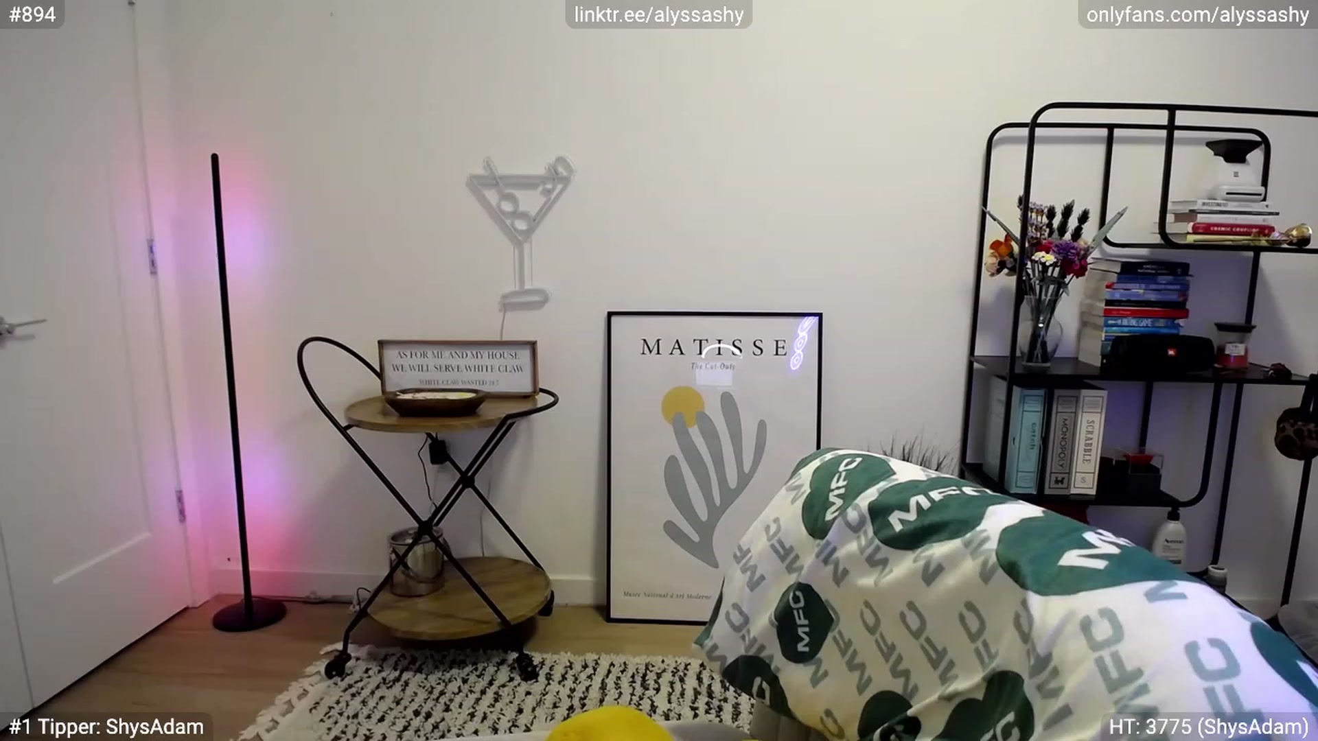Gallery image thumbnail from AlyssaShy's myfreecams stream on, 09/14/2023, 24:34 image 1 of 20