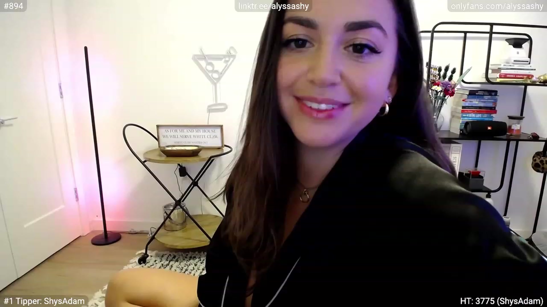 Gallery image thumbnail from AlyssaShy's myfreecams stream on, 09/14/2023, 24:34 image 2 of 20