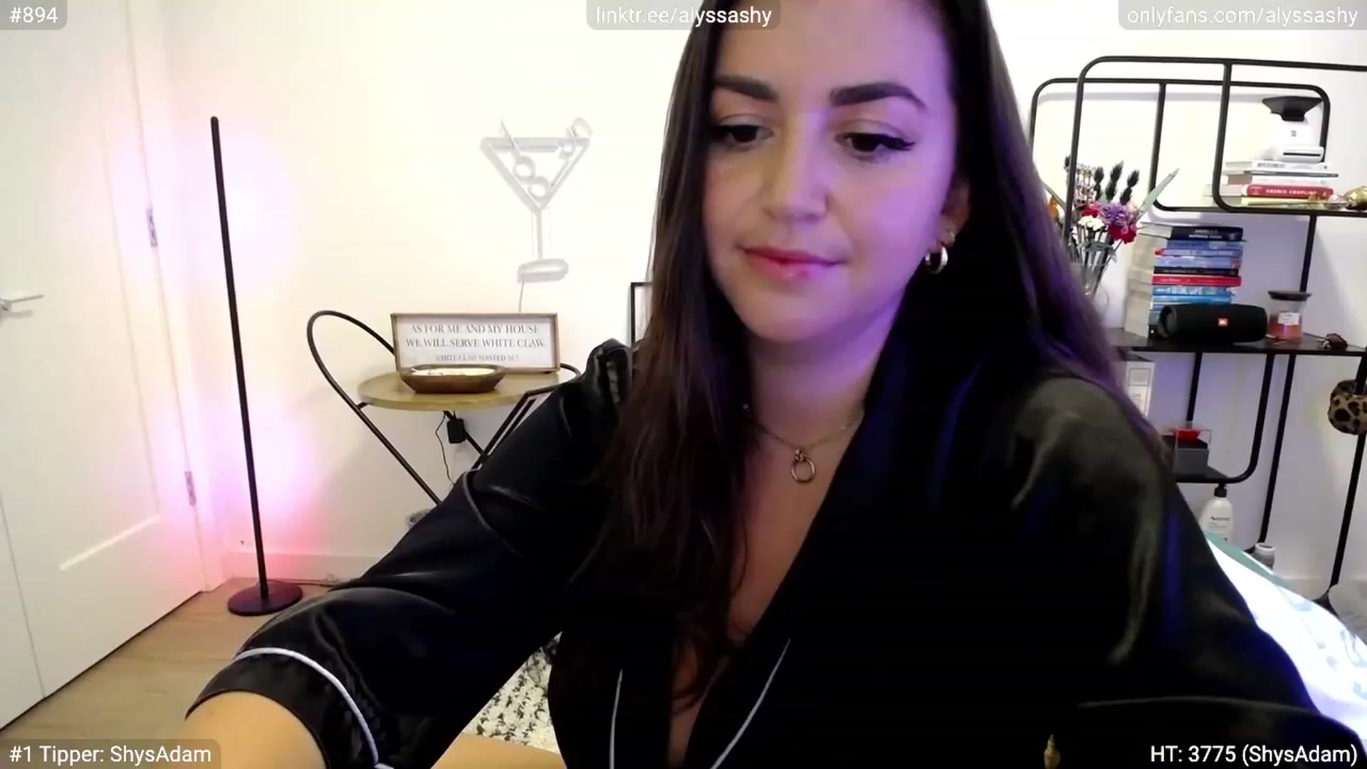 Gallery image thumbnail from AlyssaShy's myfreecams stream on, 09/14/2023, 24:34 image 3 of 20