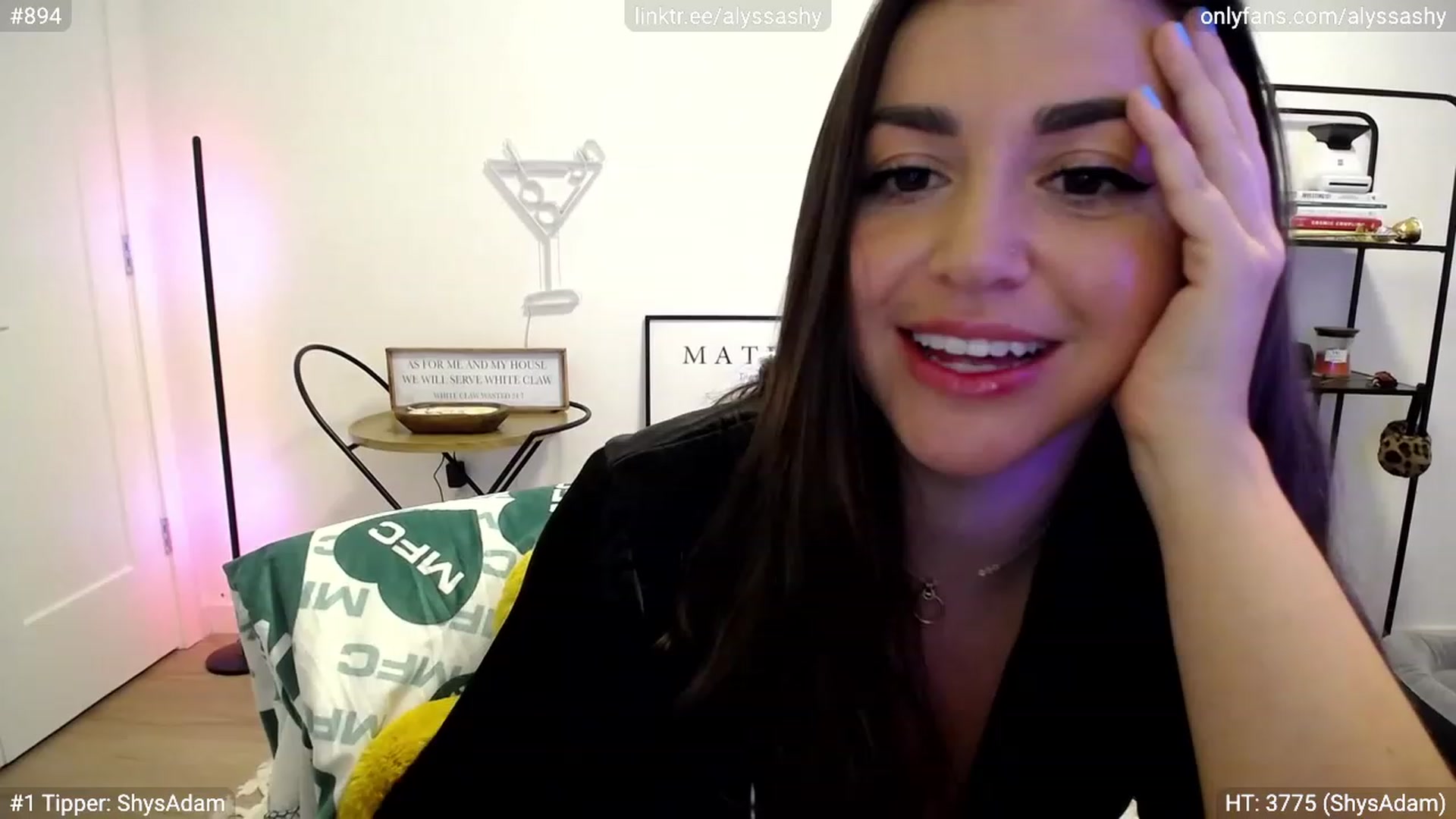 Gallery image thumbnail from AlyssaShy's myfreecams stream on, 09/14/2023, 24:34 image 17 of 20