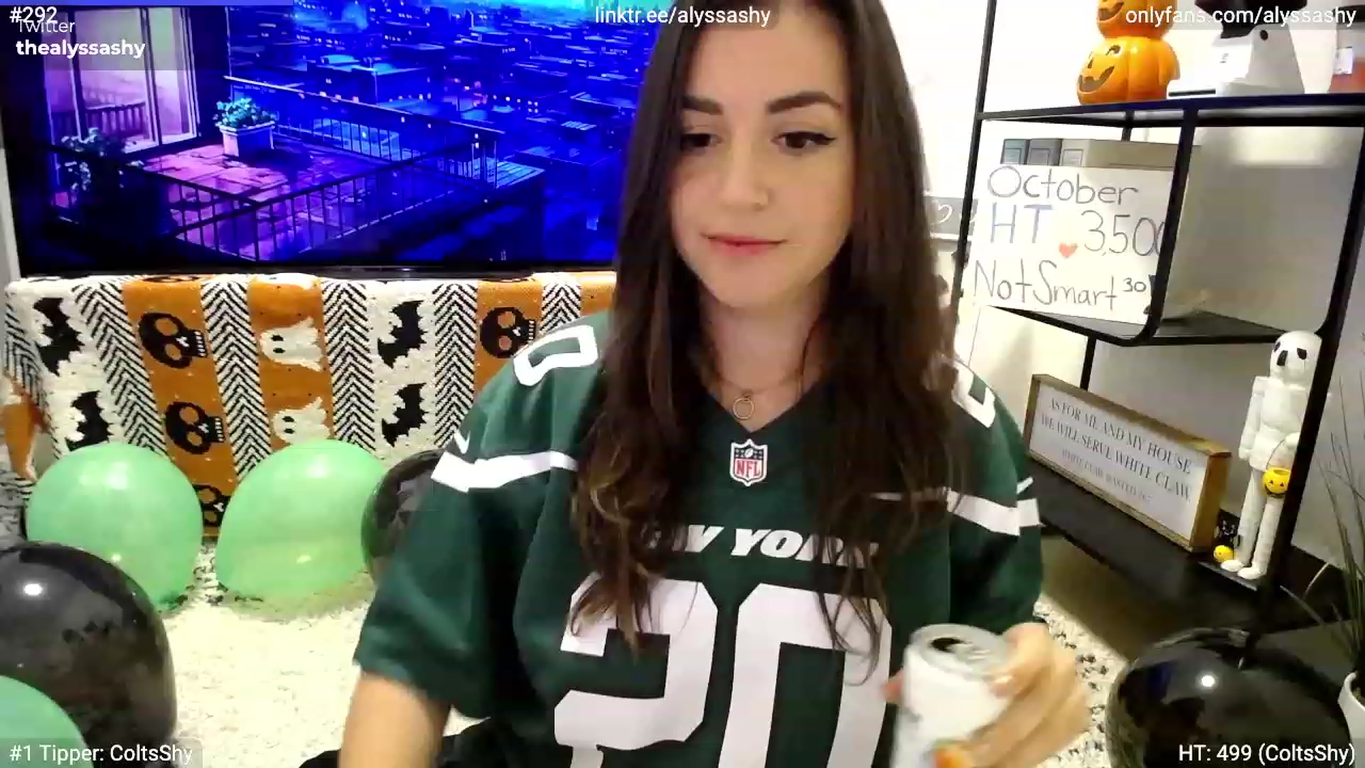 Gallery image thumbnail from AlyssaShy's myfreecams stream on, 10/02/2023, 01:31 image 2 of 20