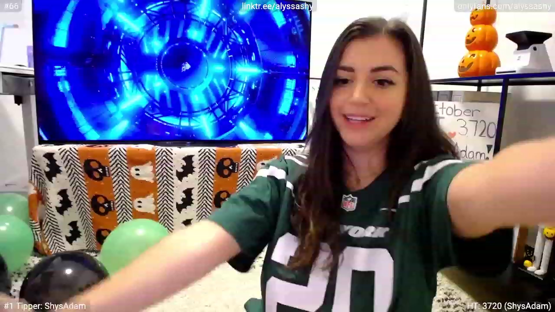 Gallery image thumbnail from AlyssaShy's myfreecams stream on, 10/02/2023, 02:06 image 3 of 20
