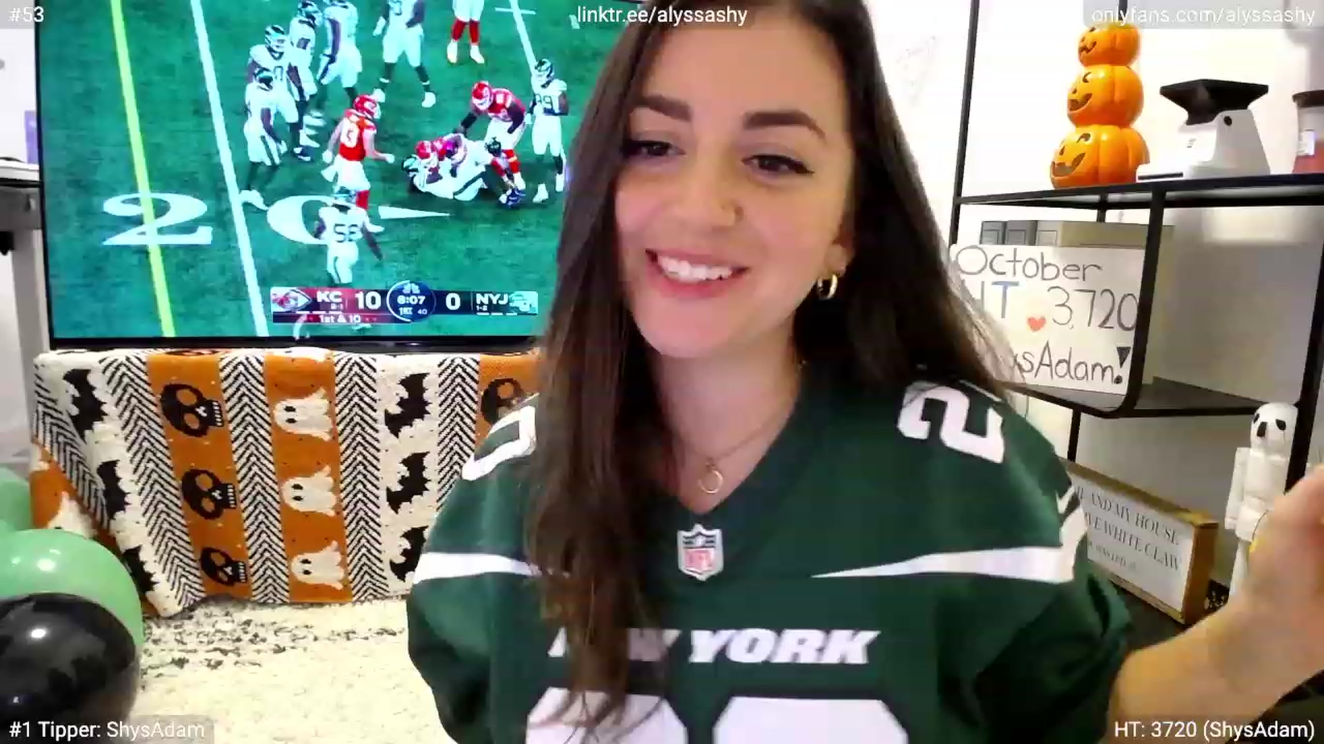 Gallery image thumbnail from AlyssaShy's myfreecams stream on, 10/02/2023, 02:06 image 9 of 20