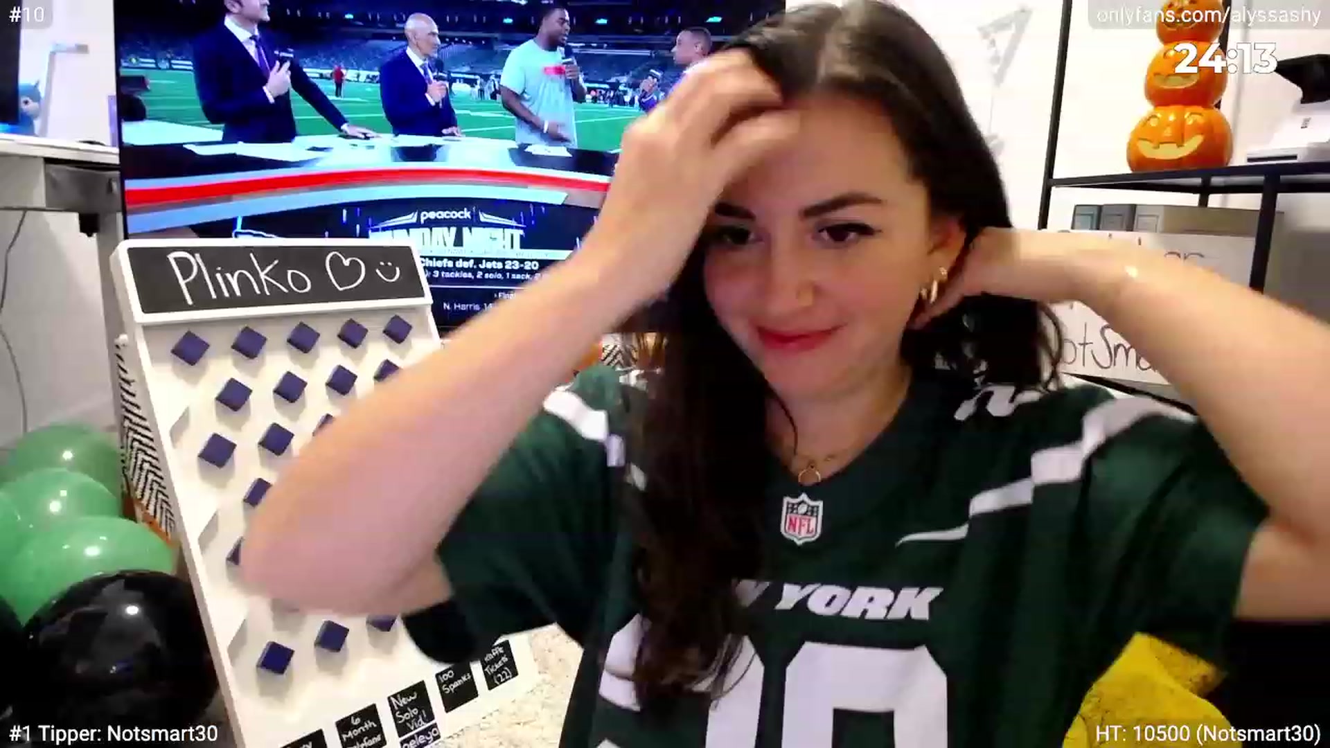 Gallery image thumbnail from AlyssaShy's myfreecams stream on, 10/02/2023, 05:09 image 11 of 20
