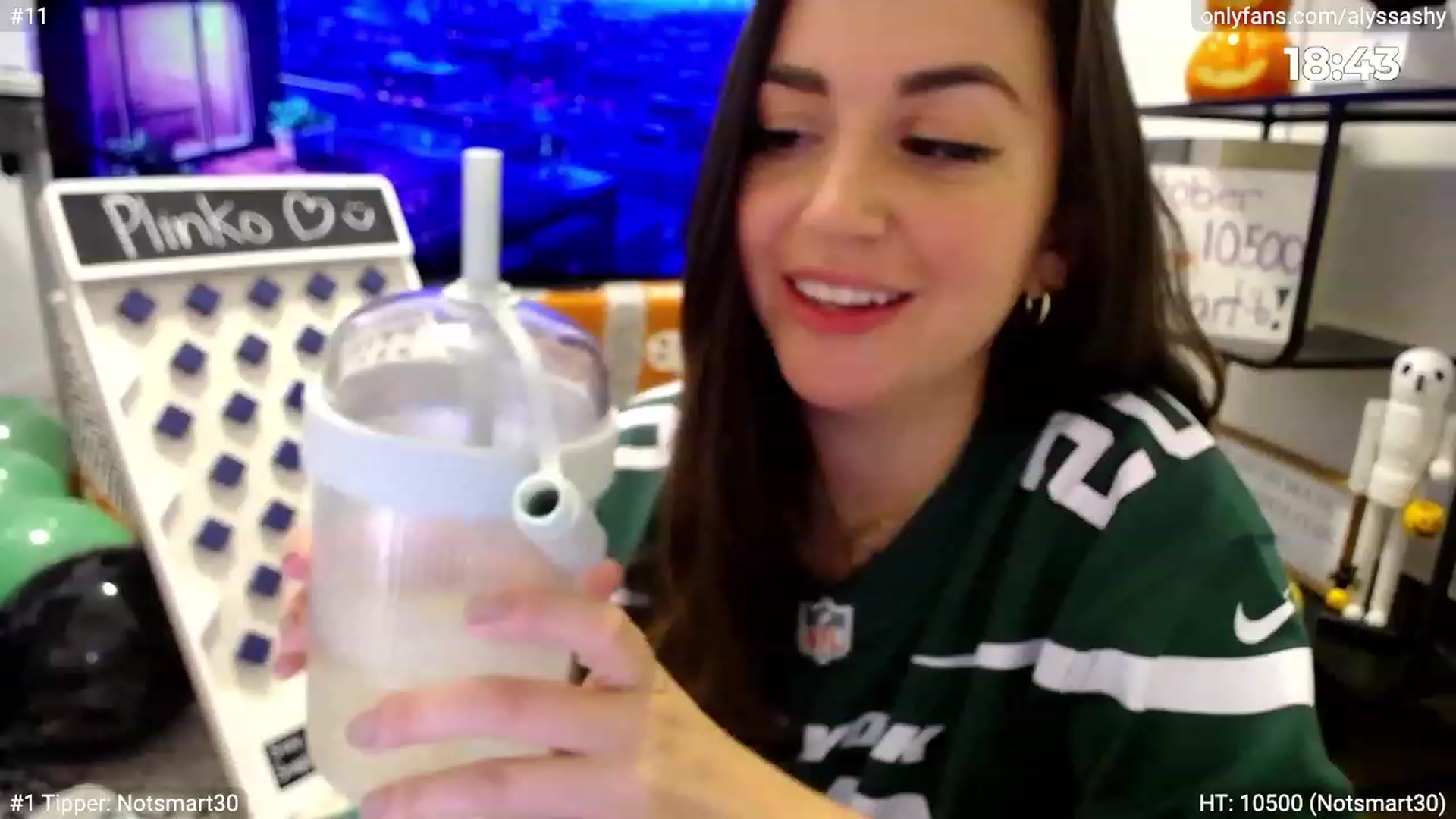 Gallery image thumbnail from AlyssaShy's myfreecams stream on, 10/02/2023, 05:09 image 16 of 20