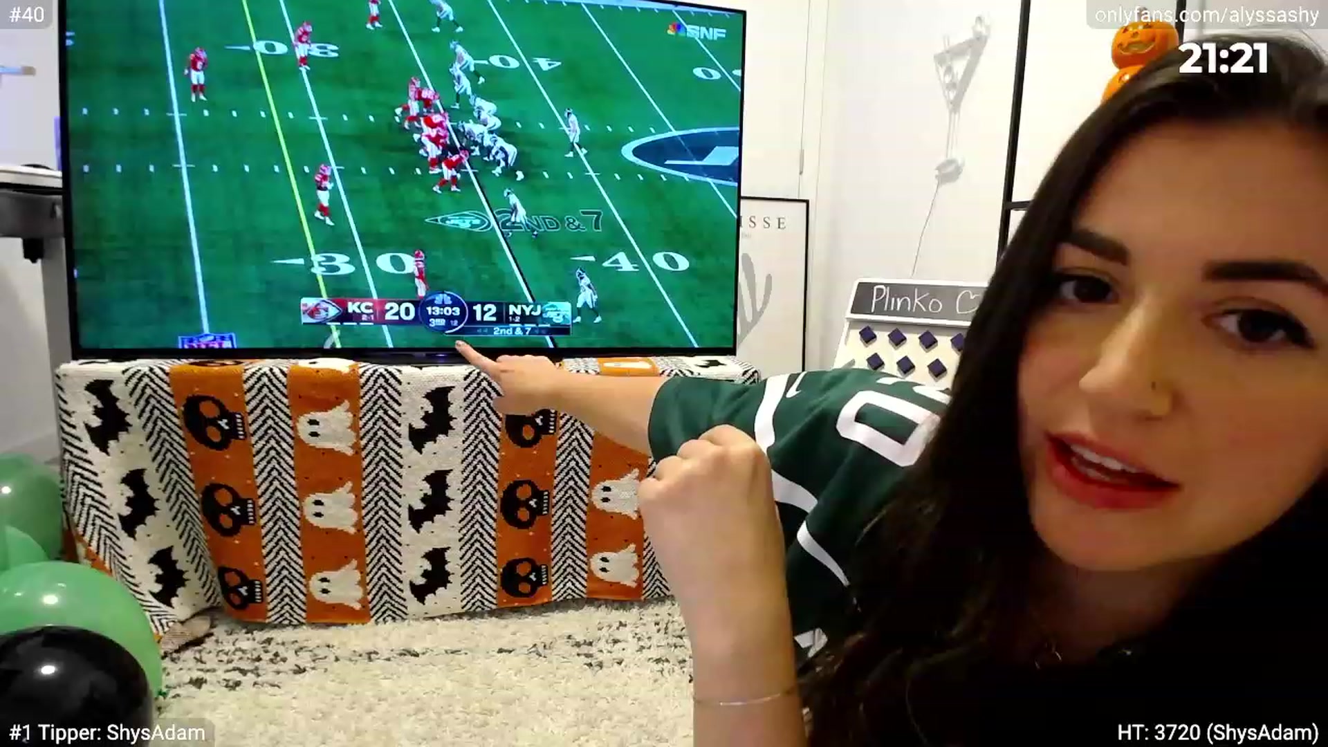 Gallery image thumbnail from AlyssaShy's myfreecams stream on, 10/02/2023, 05:09 image 1 of 20
