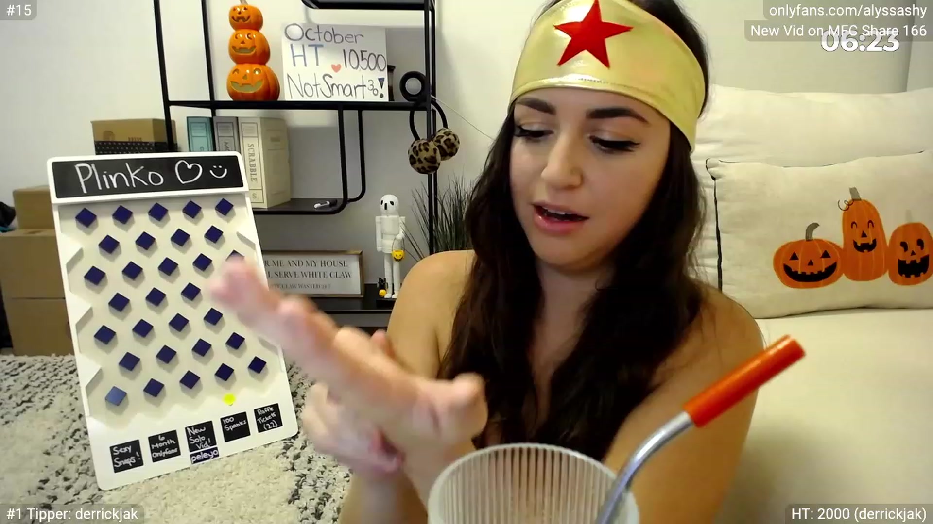 Gallery image thumbnail from AlyssaShy's myfreecams stream on, 10/07/2023, 01:23 image 15 of 20
