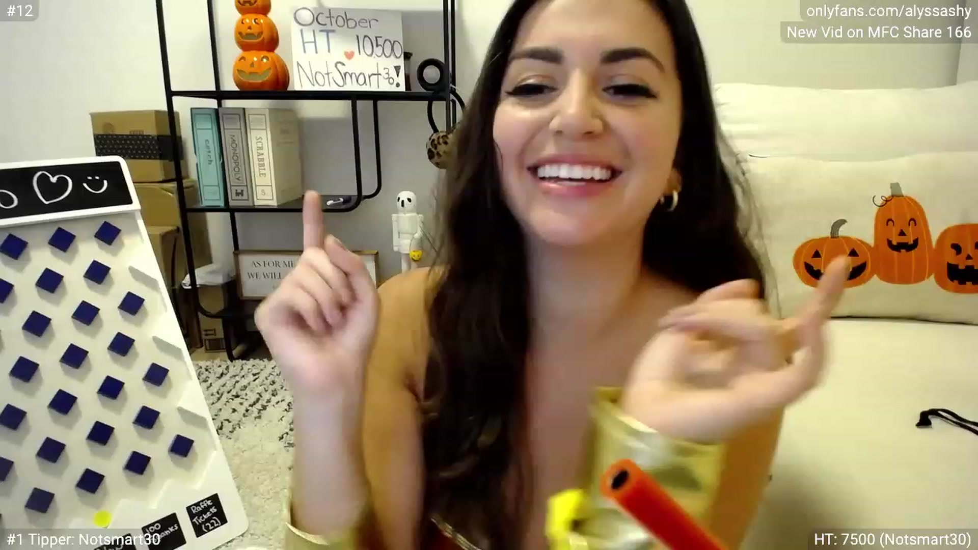 Gallery image thumbnail from AlyssaShy's myfreecams stream on, 10/07/2023, 05:57 image 6 of 20