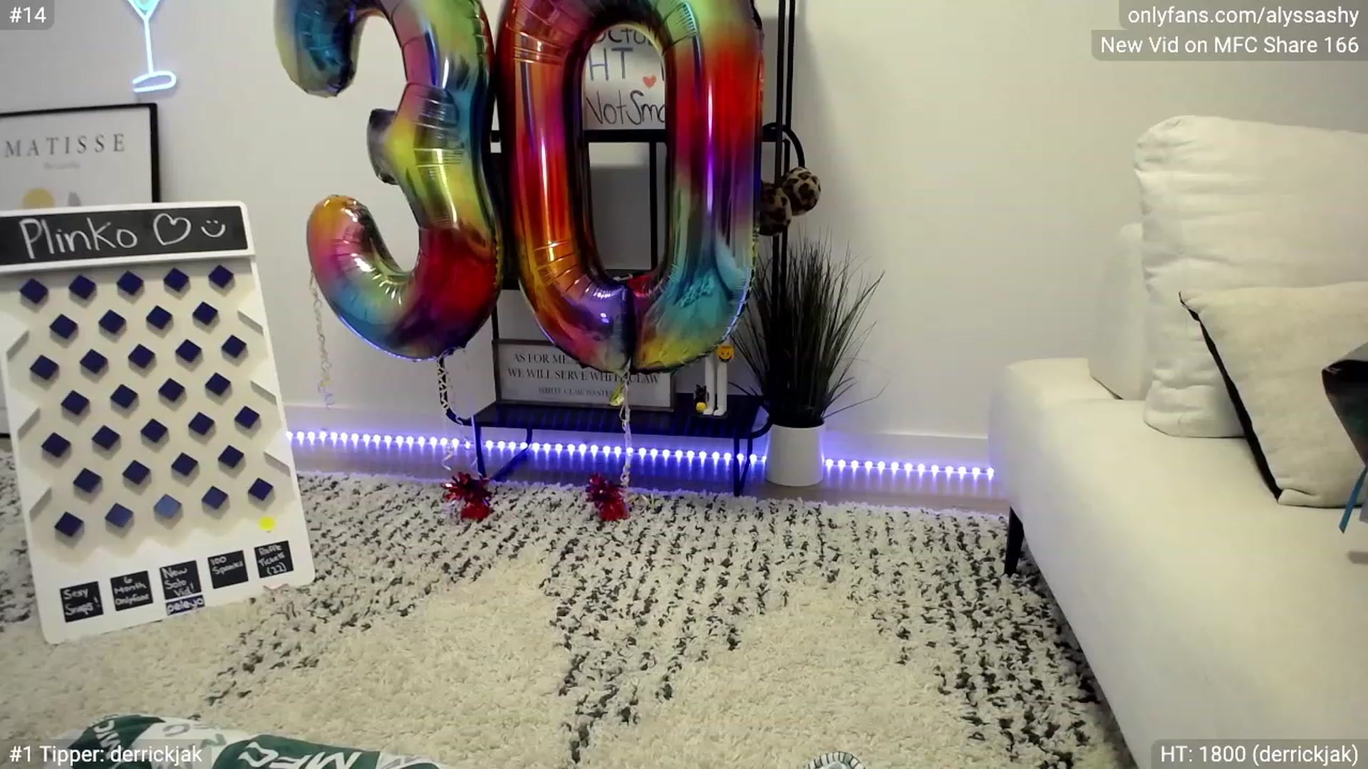 Gallery image thumbnail from AlyssaShy's myfreecams stream on, 10/08/2023, 01:00 image 15 of 20