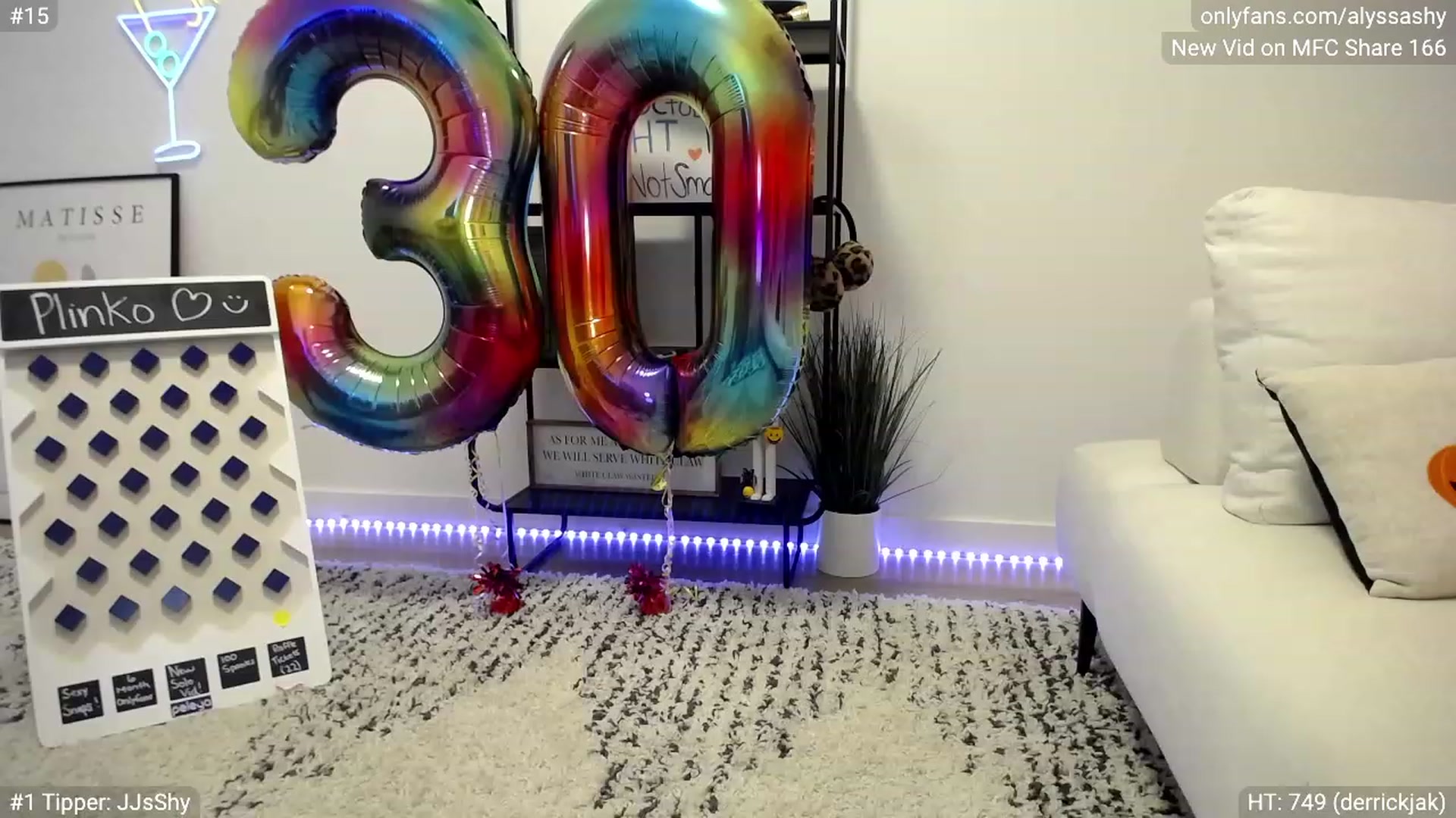 Gallery image thumbnail from AlyssaShy's myfreecams stream on, 10/08/2023, 01:00 image 1 of 20