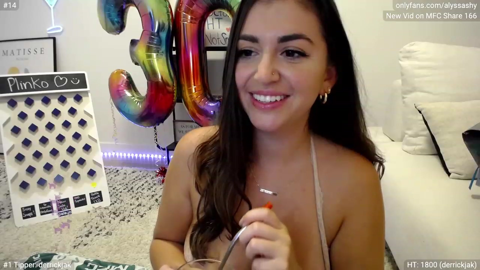 Gallery image thumbnail from AlyssaShy's myfreecams stream on, 10/08/2023, 01:47 image 13 of 20
