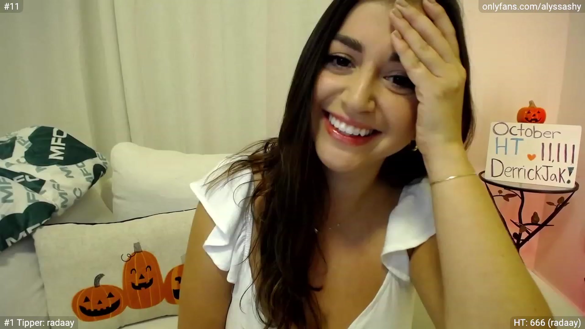 Gallery image thumbnail from AlyssaShy's myfreecams stream on, 10/08/2023, 23:46 image 10 of 20