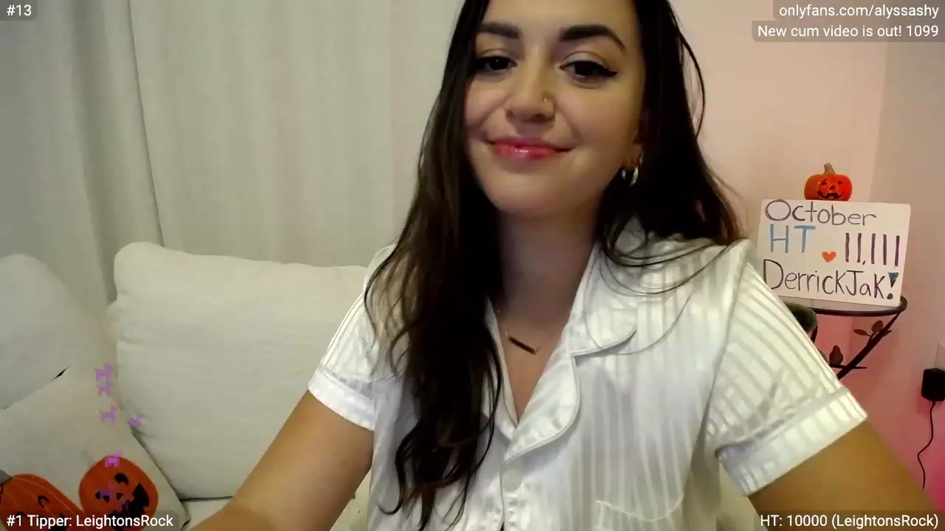Gallery image thumbnail from AlyssaShy's myfreecams stream on, 10/10/2023, 24:49 image 16 of 20