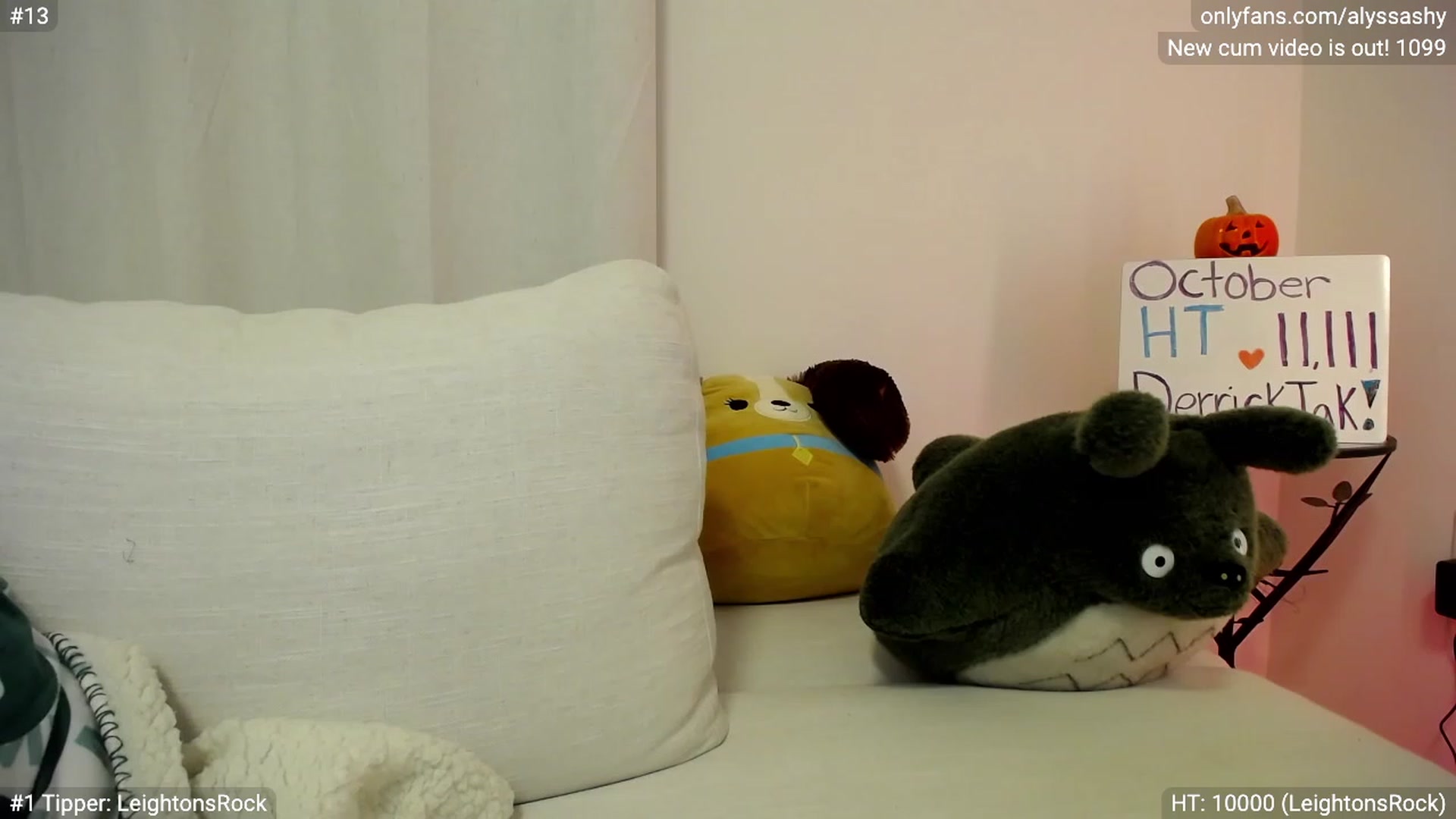 Gallery image thumbnail from AlyssaShy's myfreecams stream on, 10/10/2023, 24:49 image 20 of 20