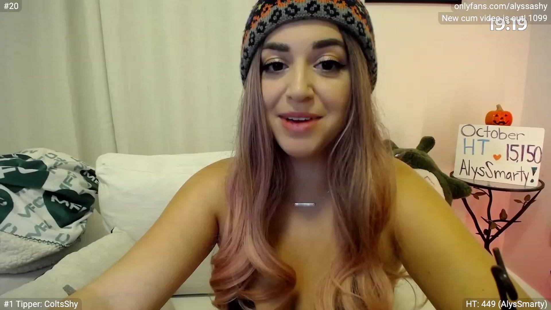 Gallery image thumbnail from AlyssaShy's myfreecams stream on, 10/13/2023, 22:02 image 12 of 20