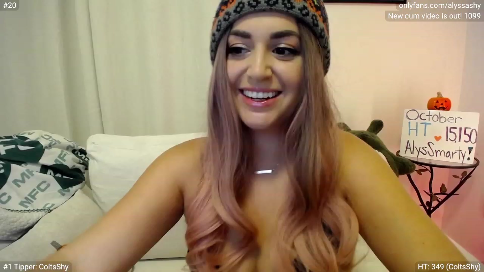 Gallery image thumbnail from AlyssaShy's myfreecams stream on, 10/13/2023, 22:02 image 2 of 20