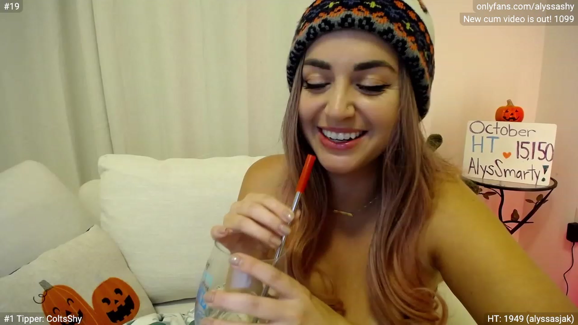 Gallery image thumbnail from AlyssaShy's myfreecams stream on, 10/14/2023, 04:19 image 9 of 20