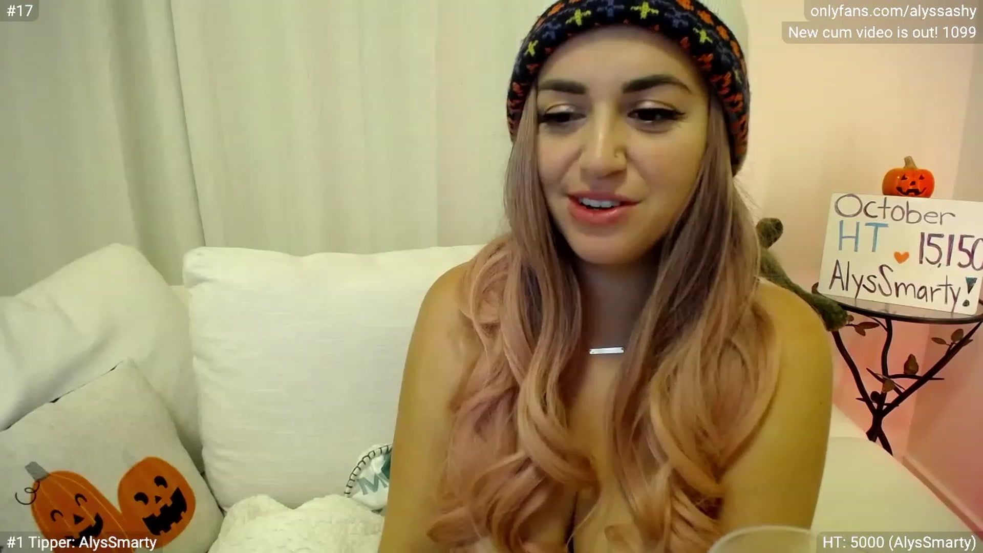 Gallery image thumbnail from AlyssaShy's myfreecams stream on, 10/14/2023, 05:06 image 16 of 20