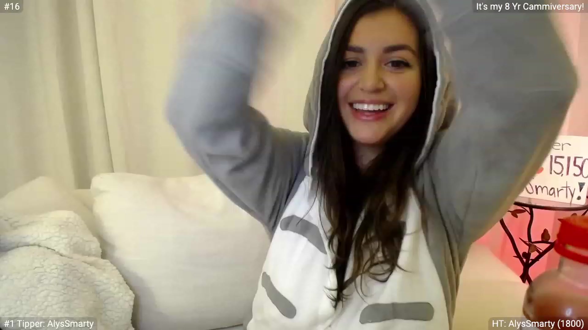 Gallery image thumbnail from AlyssaShy's myfreecams stream on, 10/15/2023, 03:57 image 10 of 20
