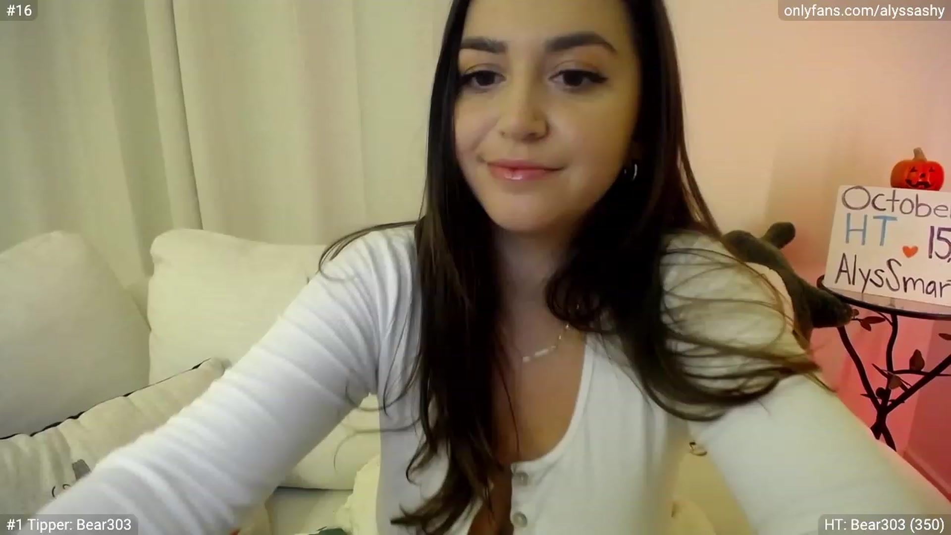 Gallery image thumbnail from AlyssaShy's myfreecams stream on, 10/16/2023, 22:25 image 13 of 20