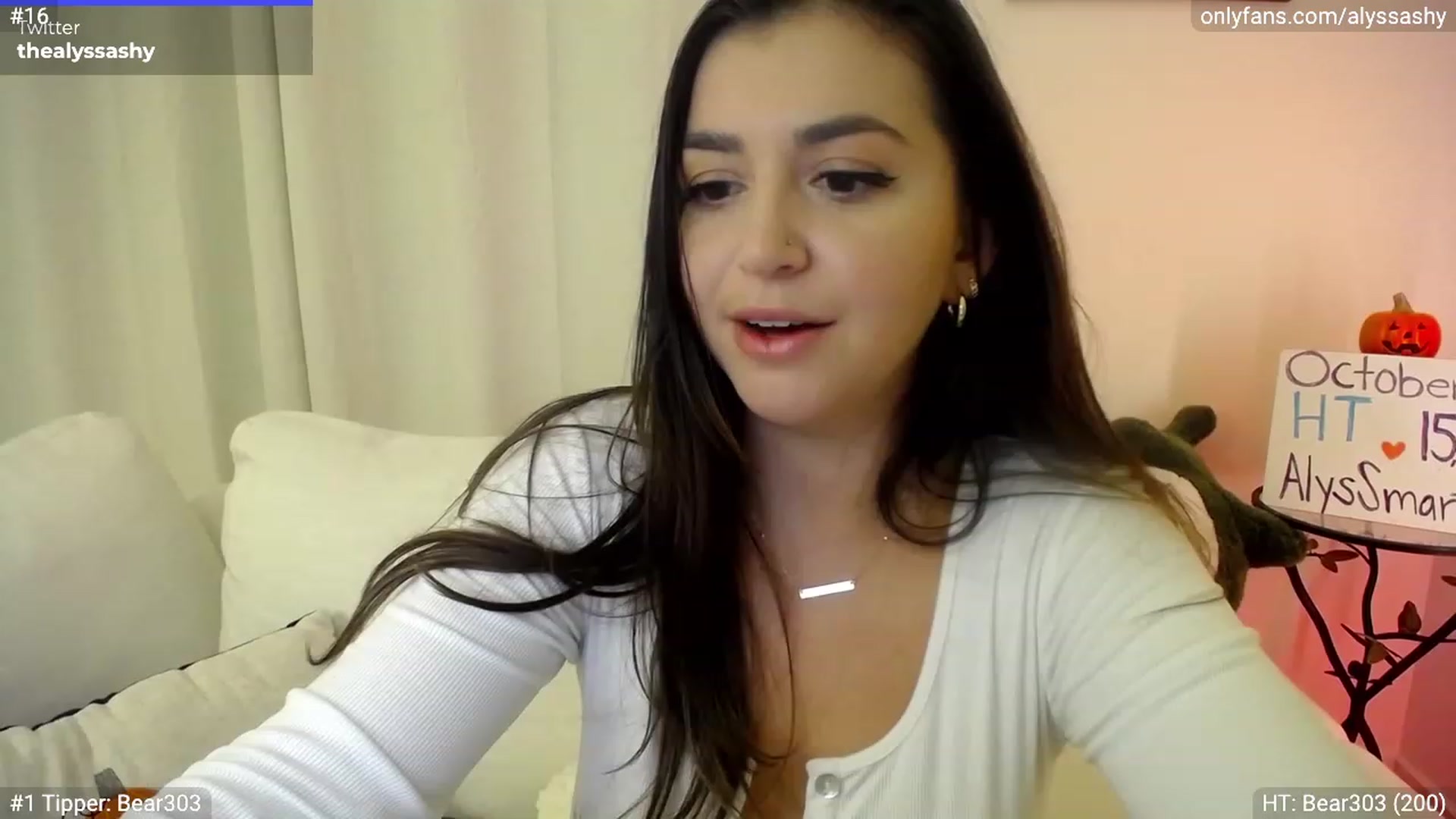 Gallery image thumbnail from AlyssaShy's myfreecams stream on, 10/16/2023, 22:25 image 11 of 20