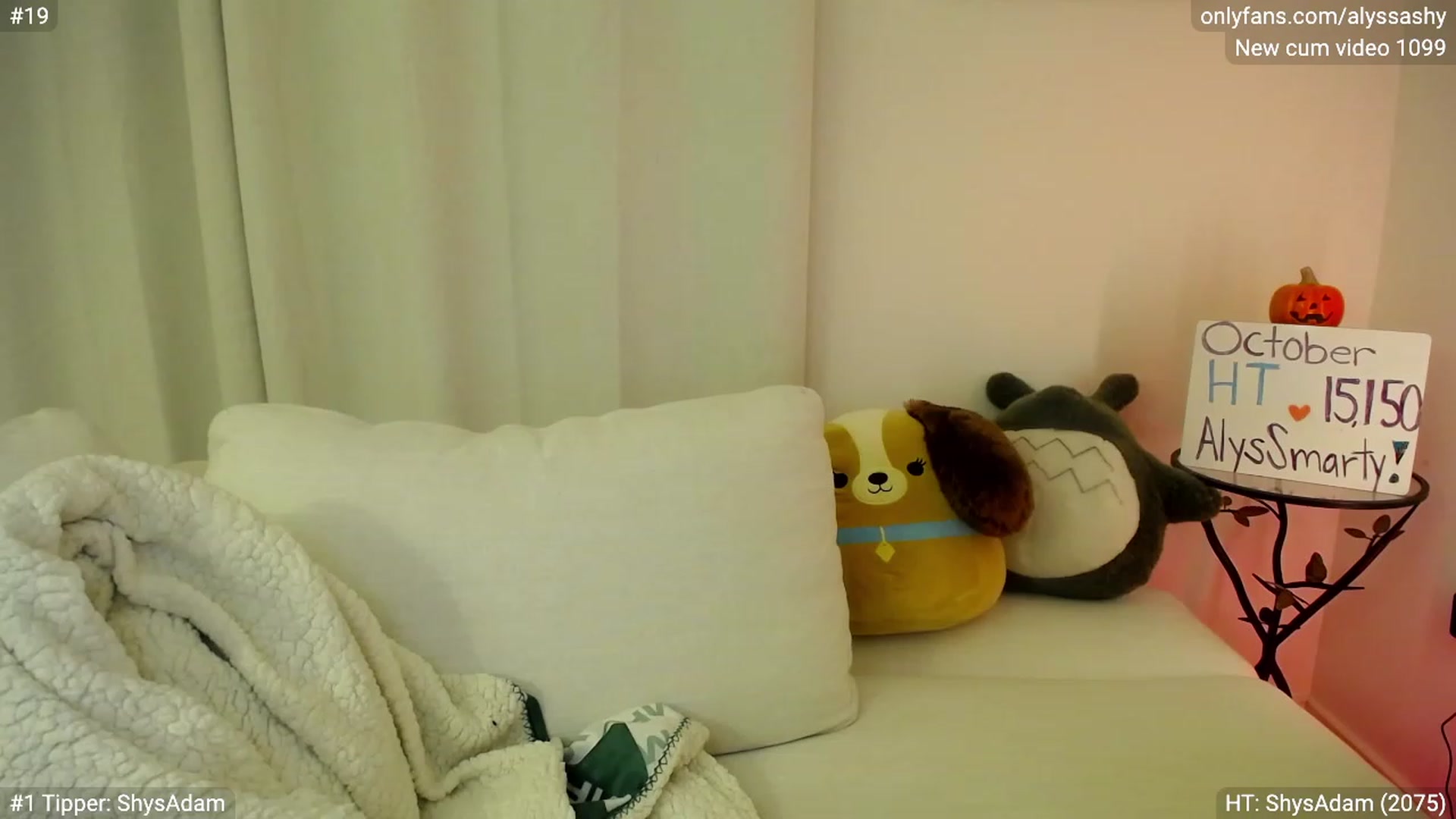 Gallery image thumbnail from AlyssaShy's myfreecams stream on, 10/18/2023, 24:06 image 20 of 20