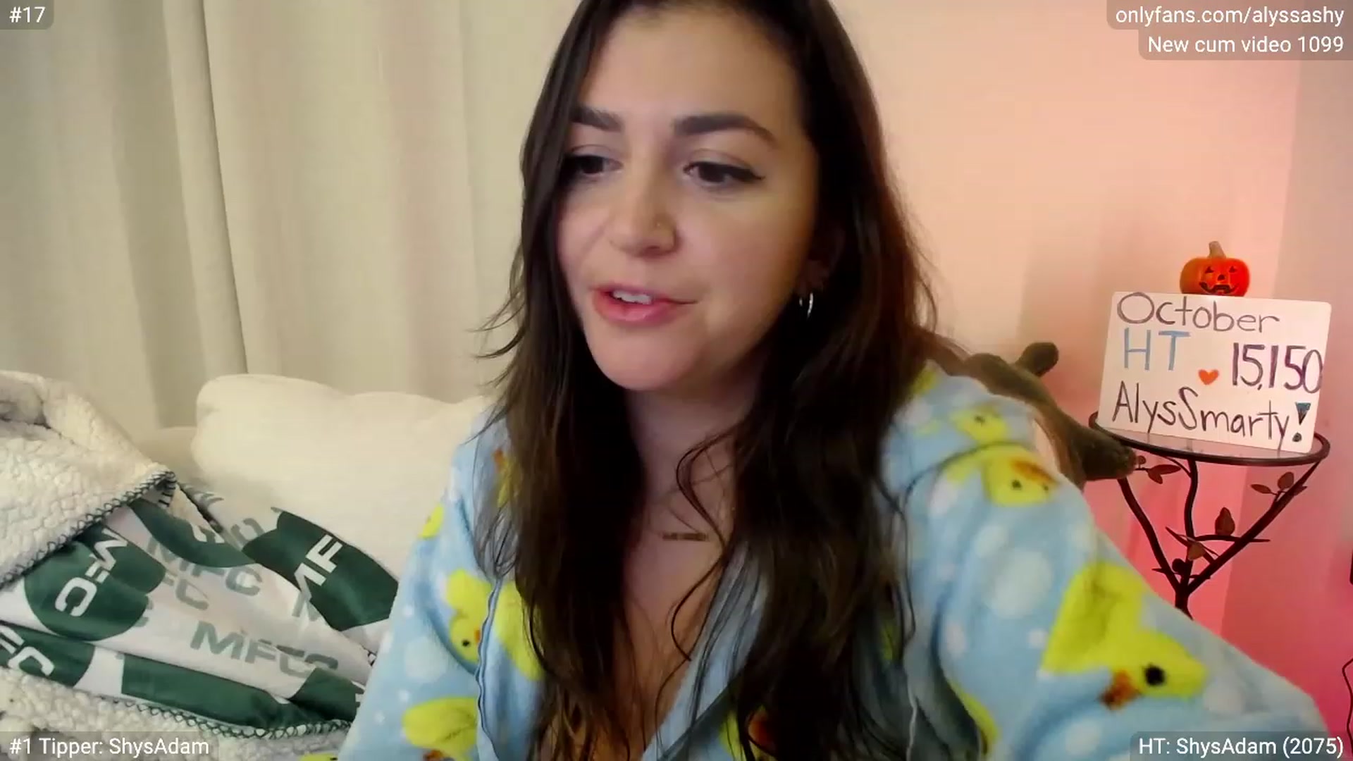 Gallery image thumbnail from AlyssaShy's myfreecams stream on, 10/18/2023, 04:41 image 4 of 20