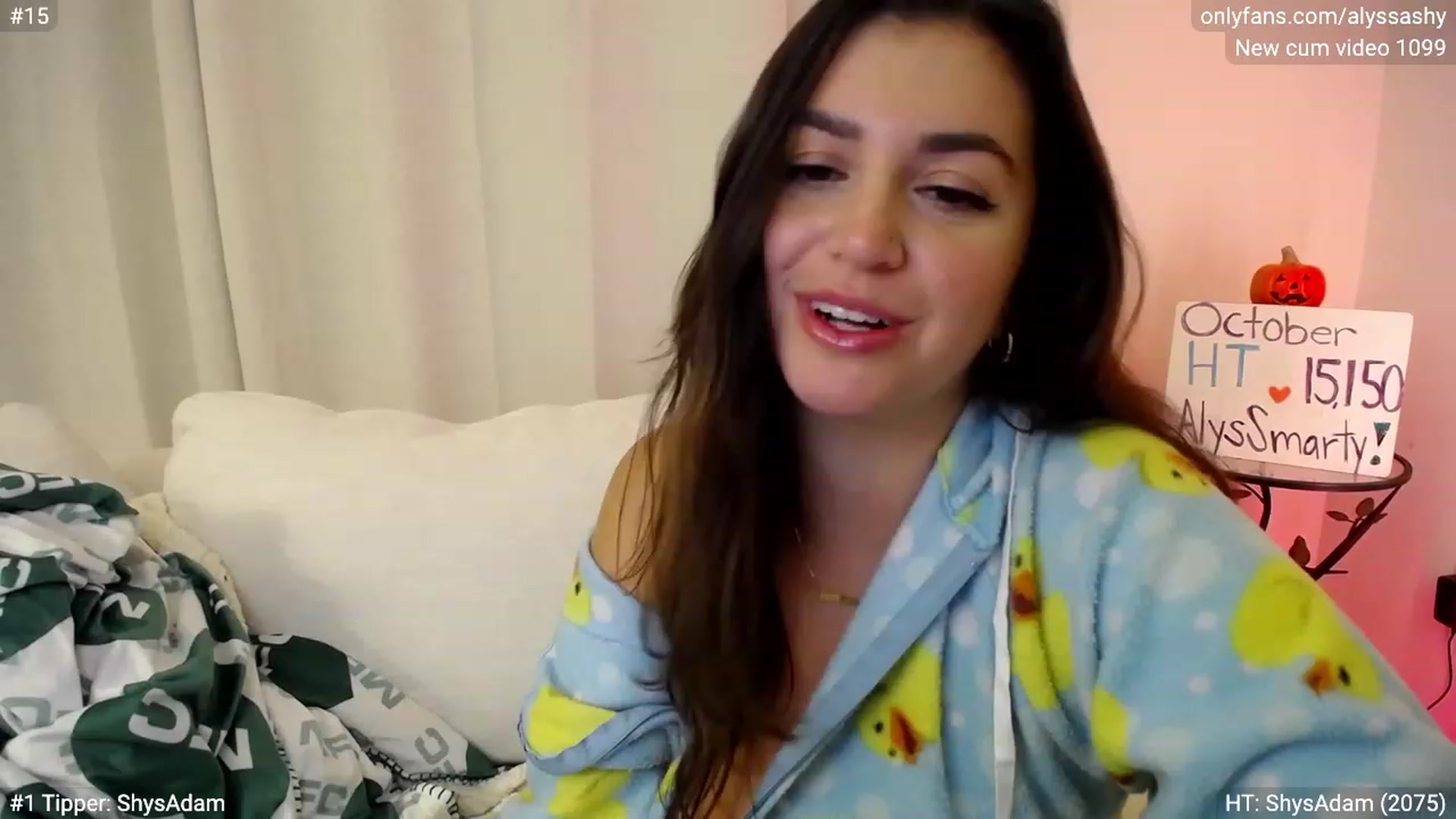 Gallery image thumbnail from AlyssaShy's myfreecams stream on, 10/18/2023, 05:43 image 17 of 20