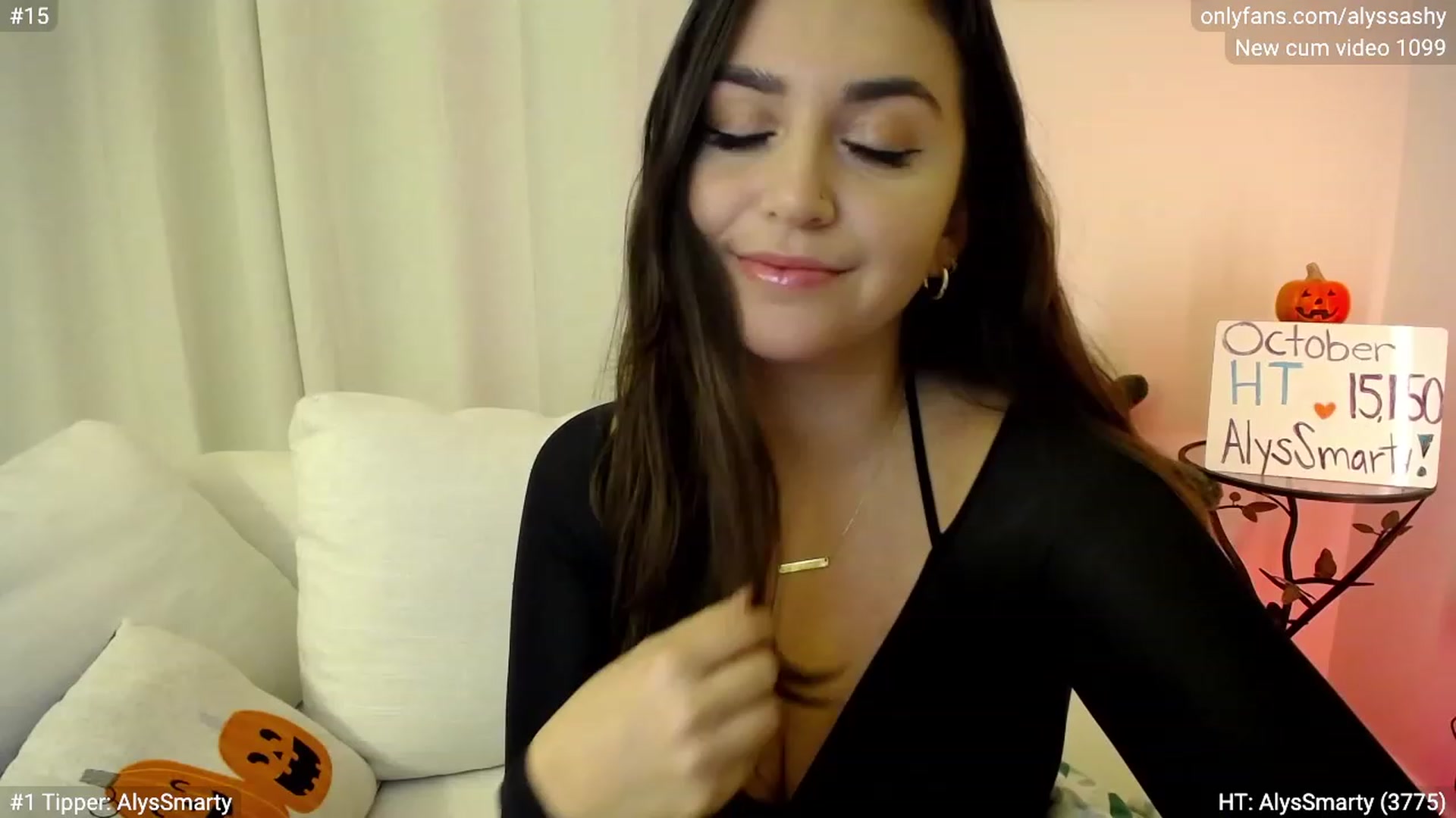 Gallery image thumbnail from AlyssaShy's myfreecams stream on, 10/18/2023, 22:21 image 9 of 20