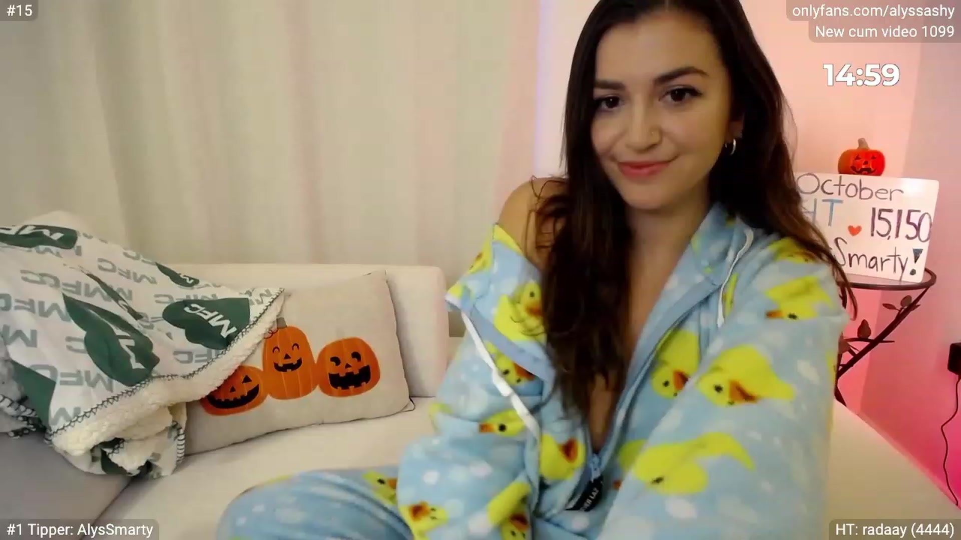 Gallery image thumbnail from AlyssaShy's myfreecams stream on, 10/19/2023, 21:51 image 18 of 20