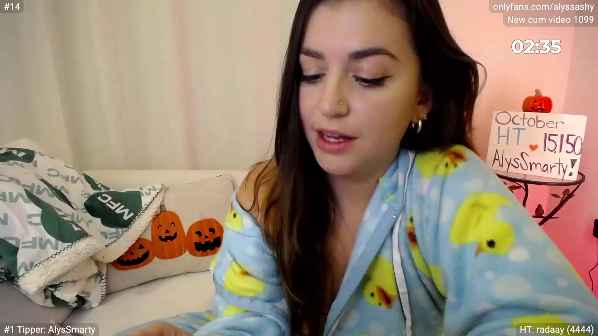 Gallery image thumbnail from AlyssaShy's myfreecams stream on, 10/19/2023, 23:17 image 16 of 20