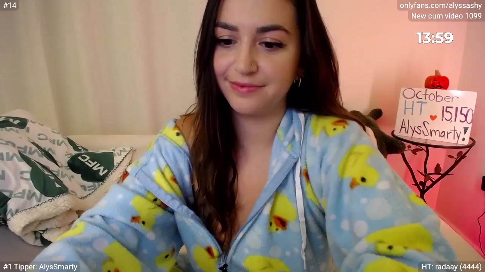 Gallery image thumbnail from AlyssaShy's myfreecams stream on, 10/19/2023, 23:17 image 4 of 20