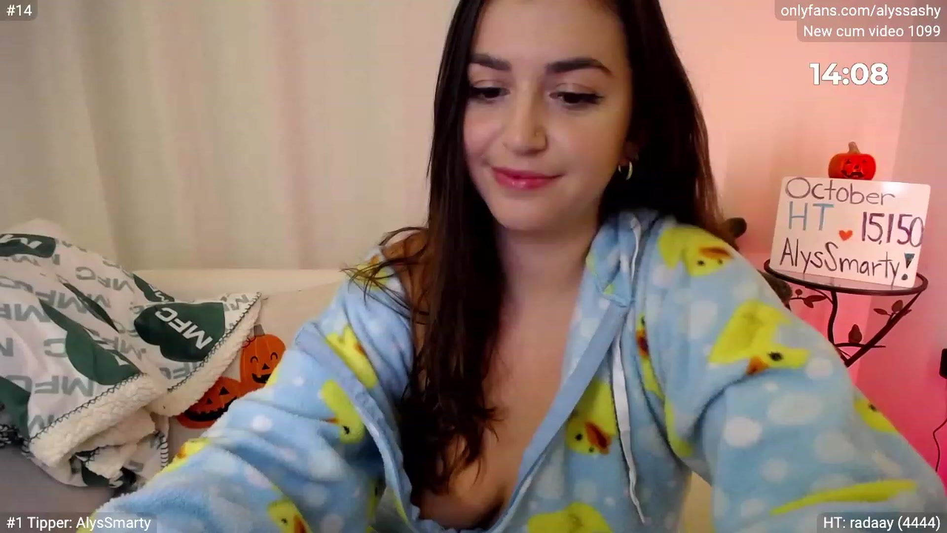 Gallery image thumbnail from AlyssaShy's myfreecams stream on, 10/19/2023, 23:17 image 13 of 20