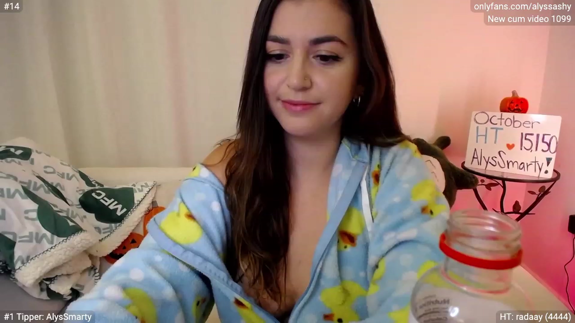 Gallery image thumbnail from AlyssaShy's myfreecams stream on, 10/19/2023, 23:17 image 9 of 20
