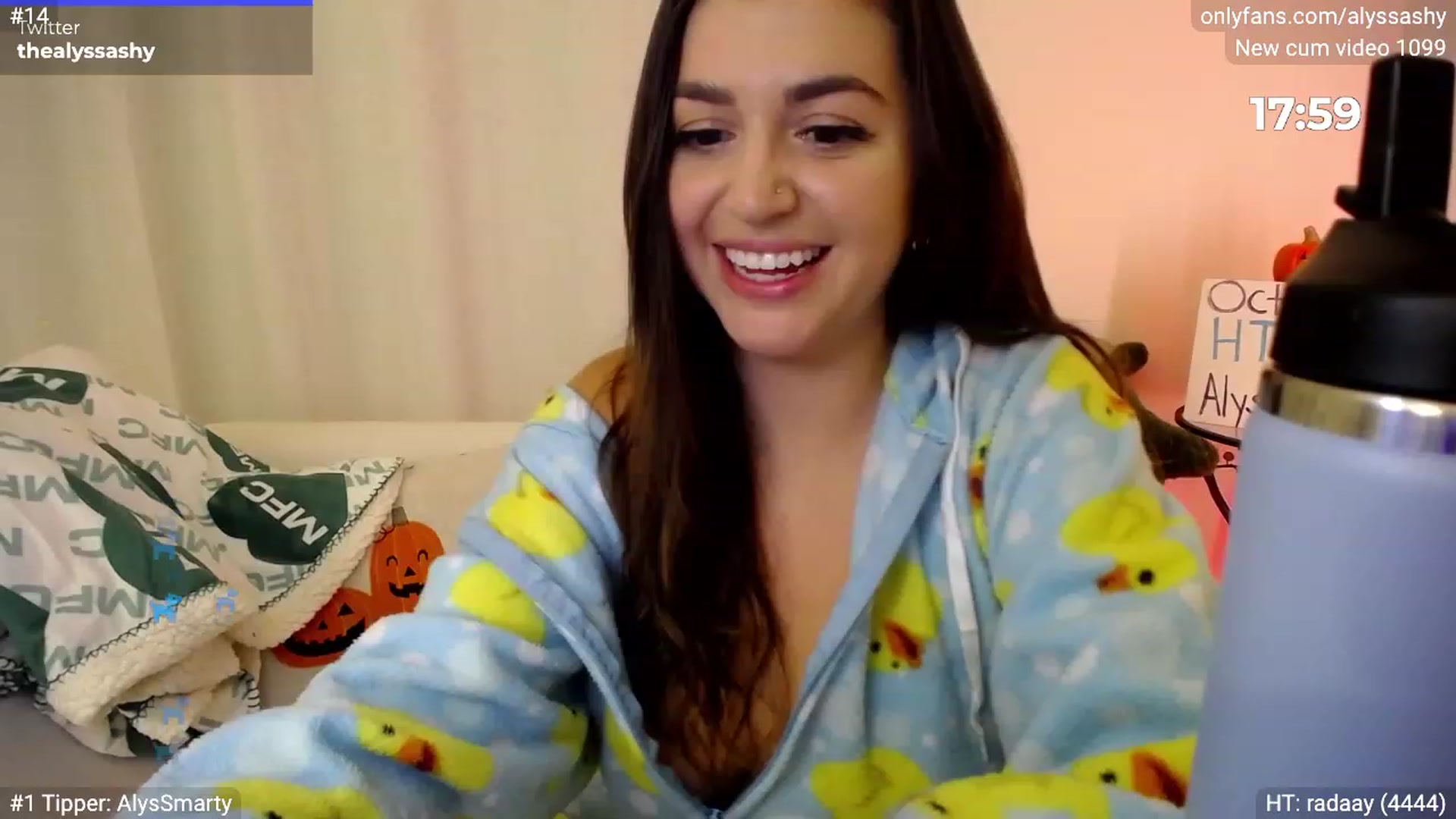 Gallery image thumbnail from AlyssaShy's myfreecams stream on, 10/19/2023, 23:17 image 12 of 20