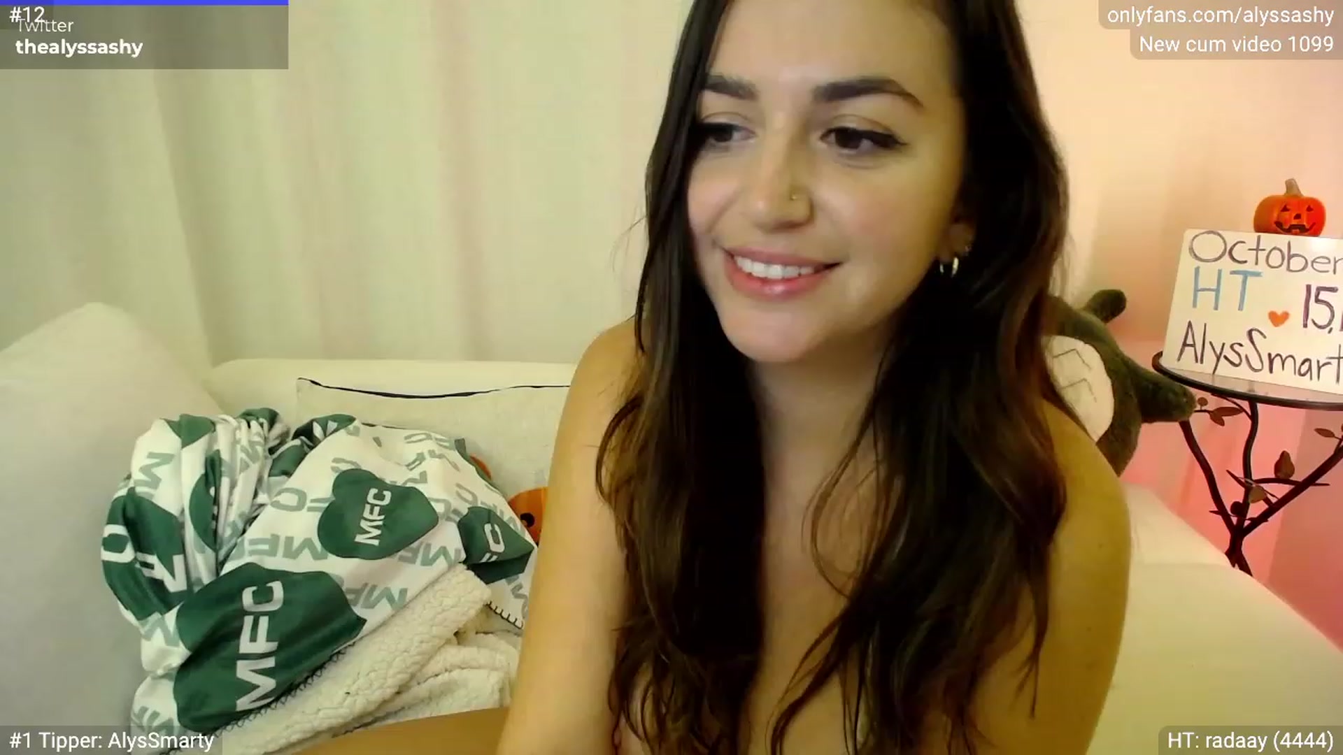 Gallery image thumbnail from AlyssaShy's myfreecams stream on, 10/20/2023, 03:30 image 11 of 20