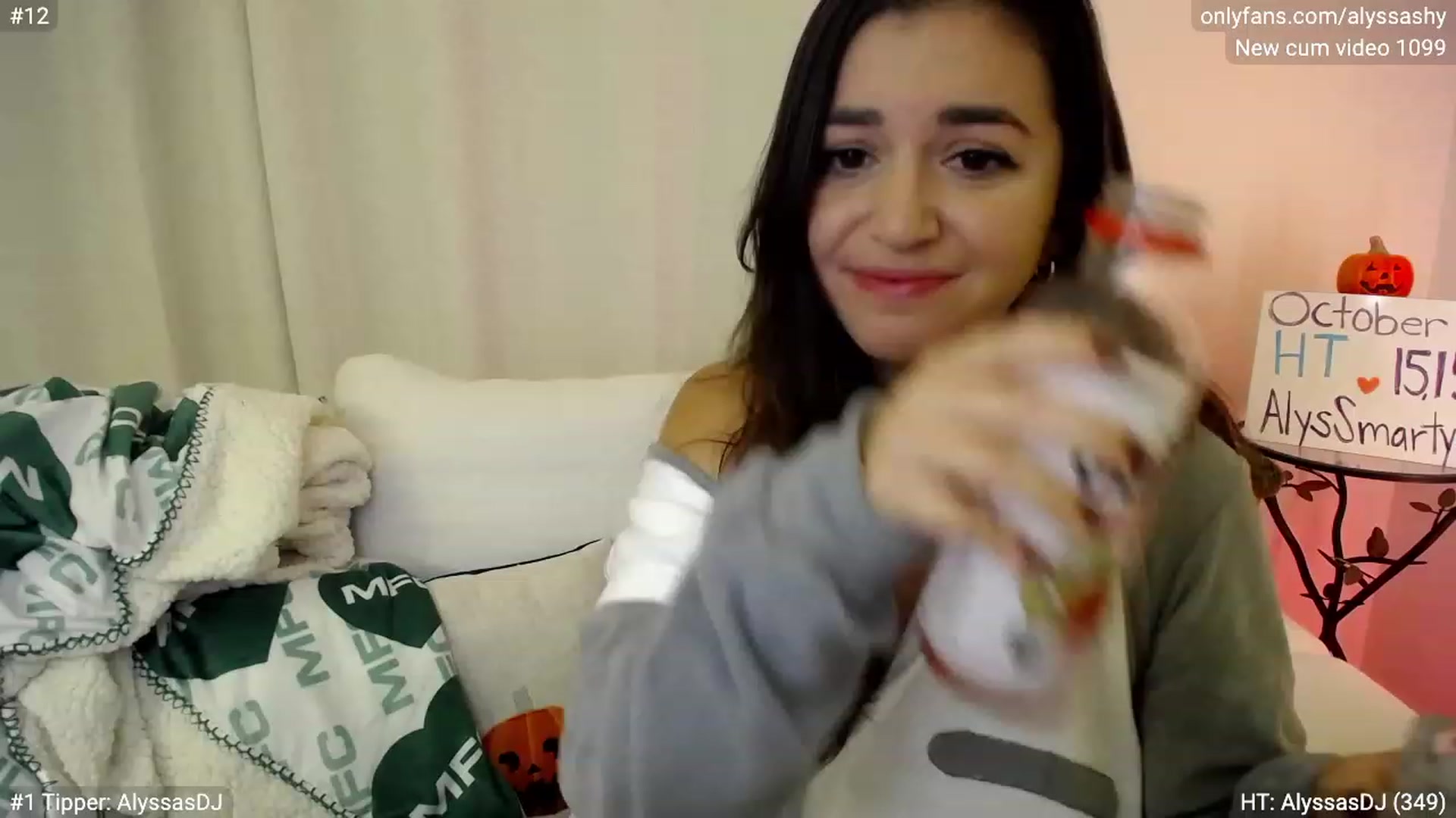 Gallery image thumbnail from AlyssaShy's myfreecams stream on, 10/20/2023, 20:48 image 20 of 20