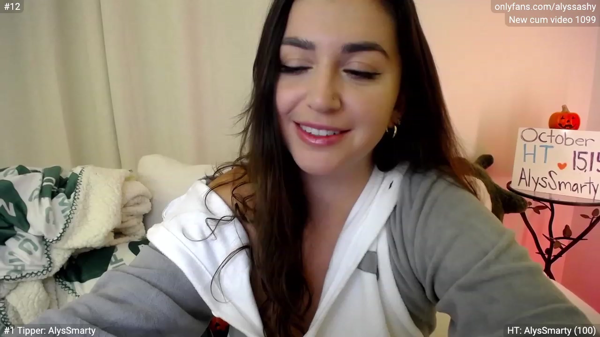 Gallery image thumbnail from AlyssaShy's myfreecams stream on, 10/20/2023, 20:48 image 6 of 20
