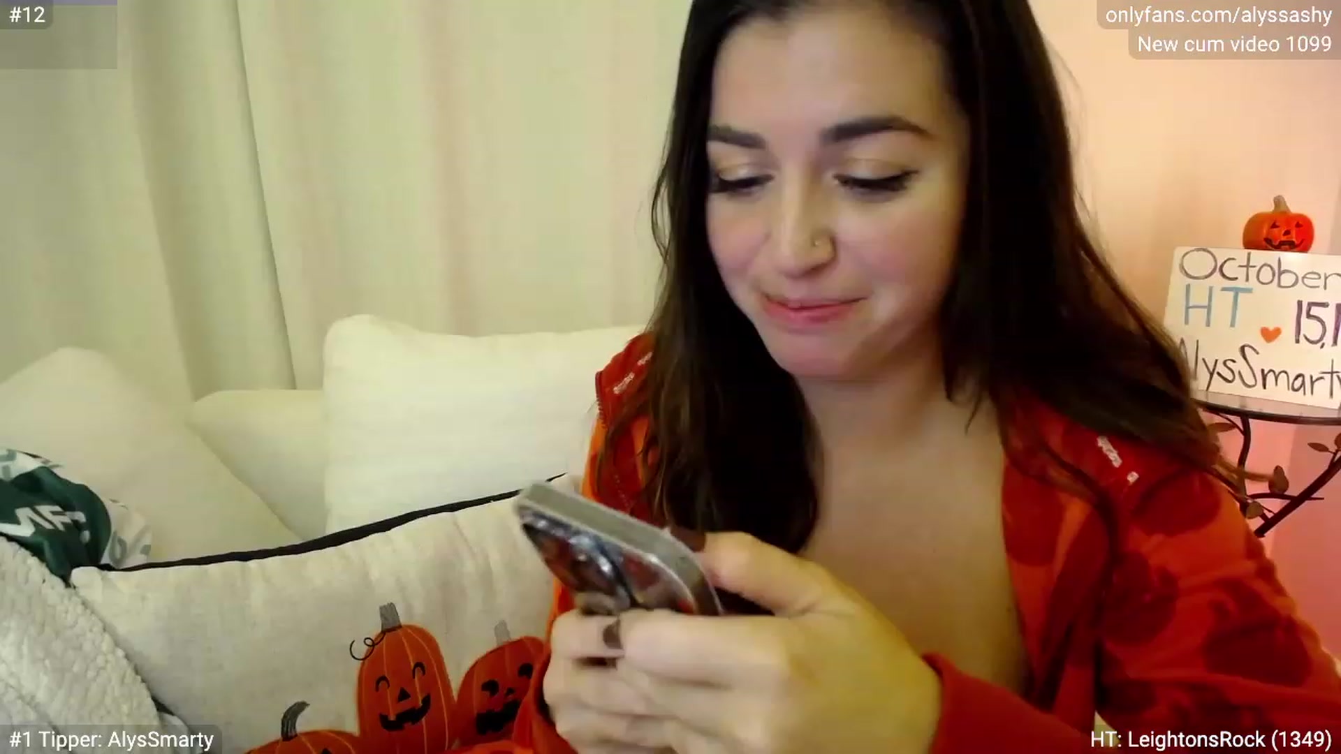 Gallery image thumbnail from AlyssaShy's myfreecams stream on, 10/21/2023, 01:43 image 12 of 20