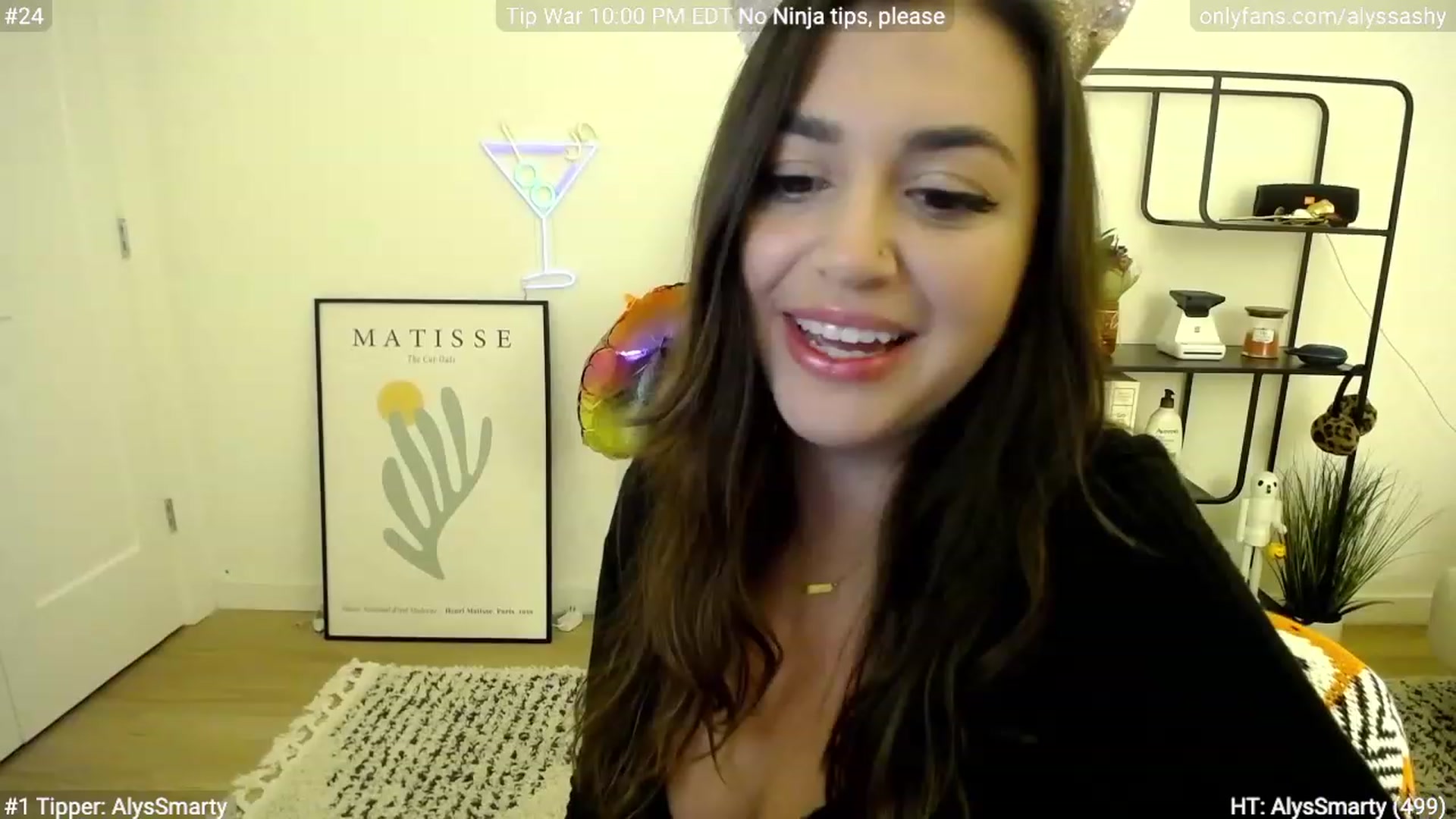 Gallery image thumbnail from AlyssaShy's myfreecams stream on, 10/28/2023, 02:01 image 4 of 20