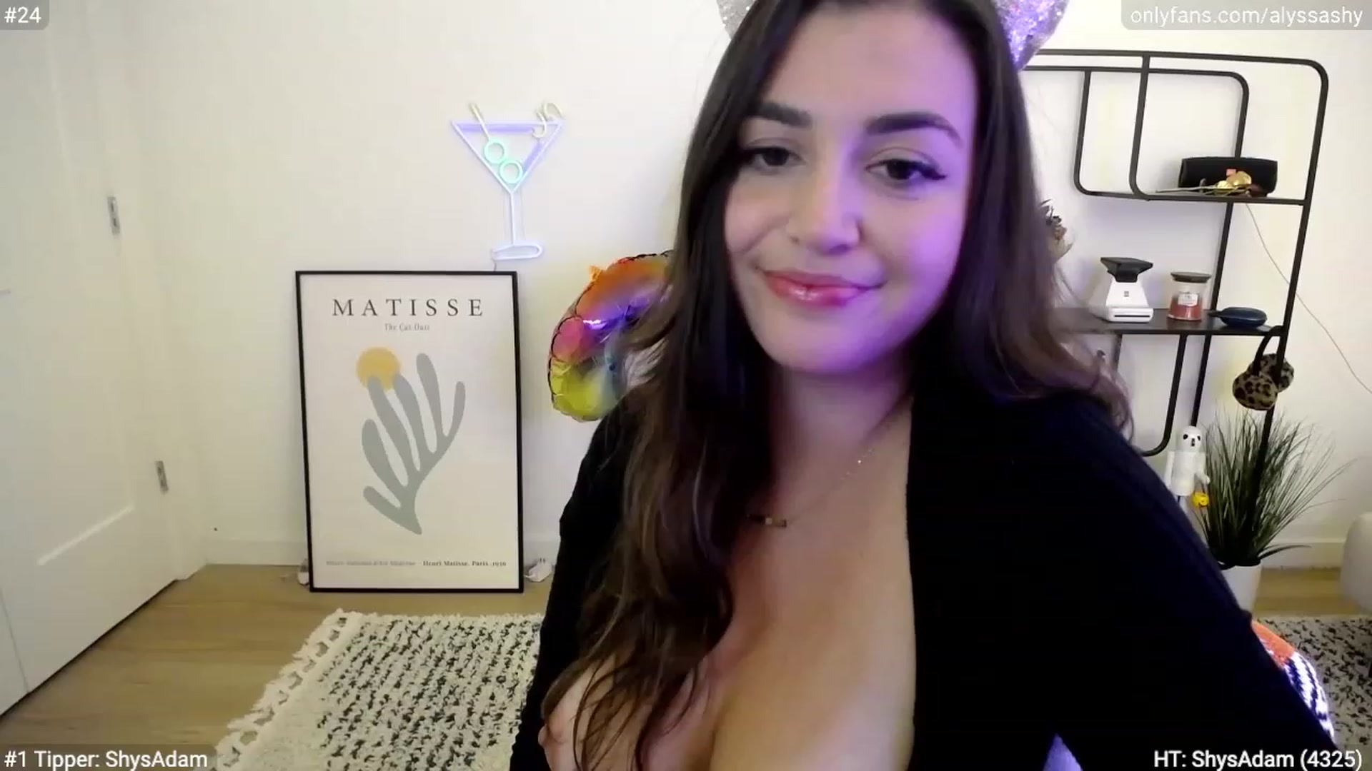 Gallery image thumbnail from AlyssaShy's myfreecams stream on, 10/28/2023, 04:21 image 11 of 20