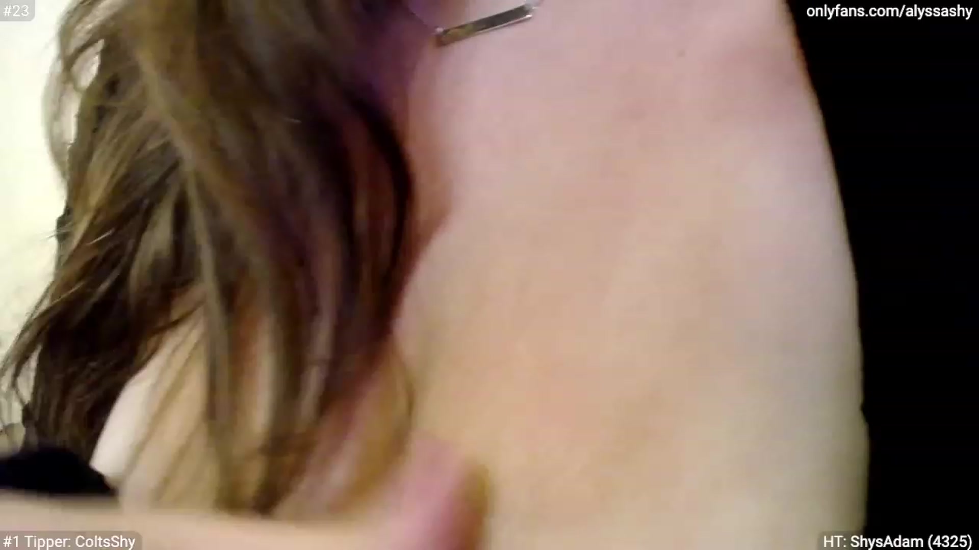 Gallery image thumbnail from AlyssaShy's myfreecams stream on, 10/28/2023, 07:50 image 12 of 20