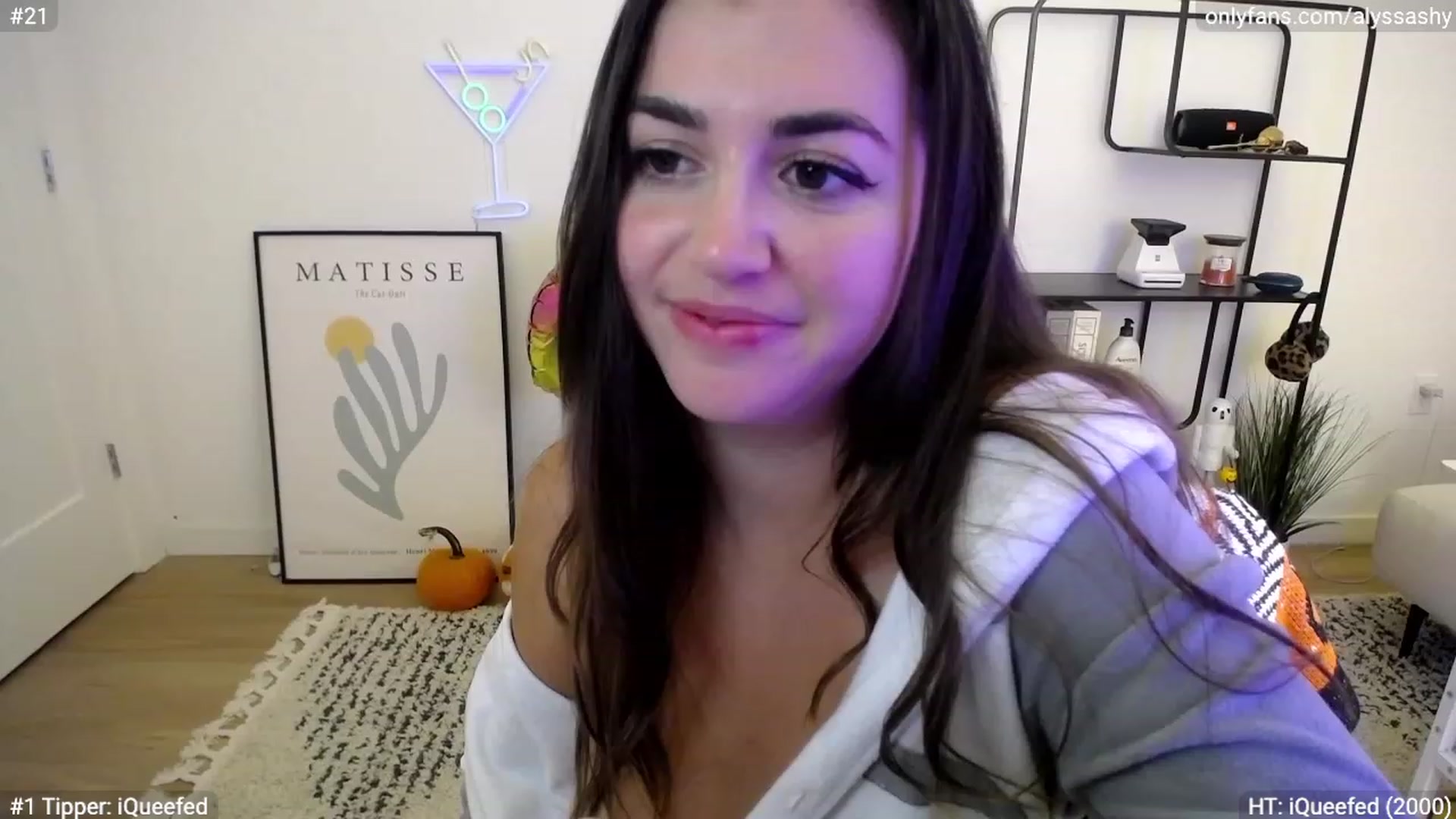 Gallery image thumbnail from AlyssaShy's myfreecams stream on, 10/29/2023, 05:20 image 13 of 20