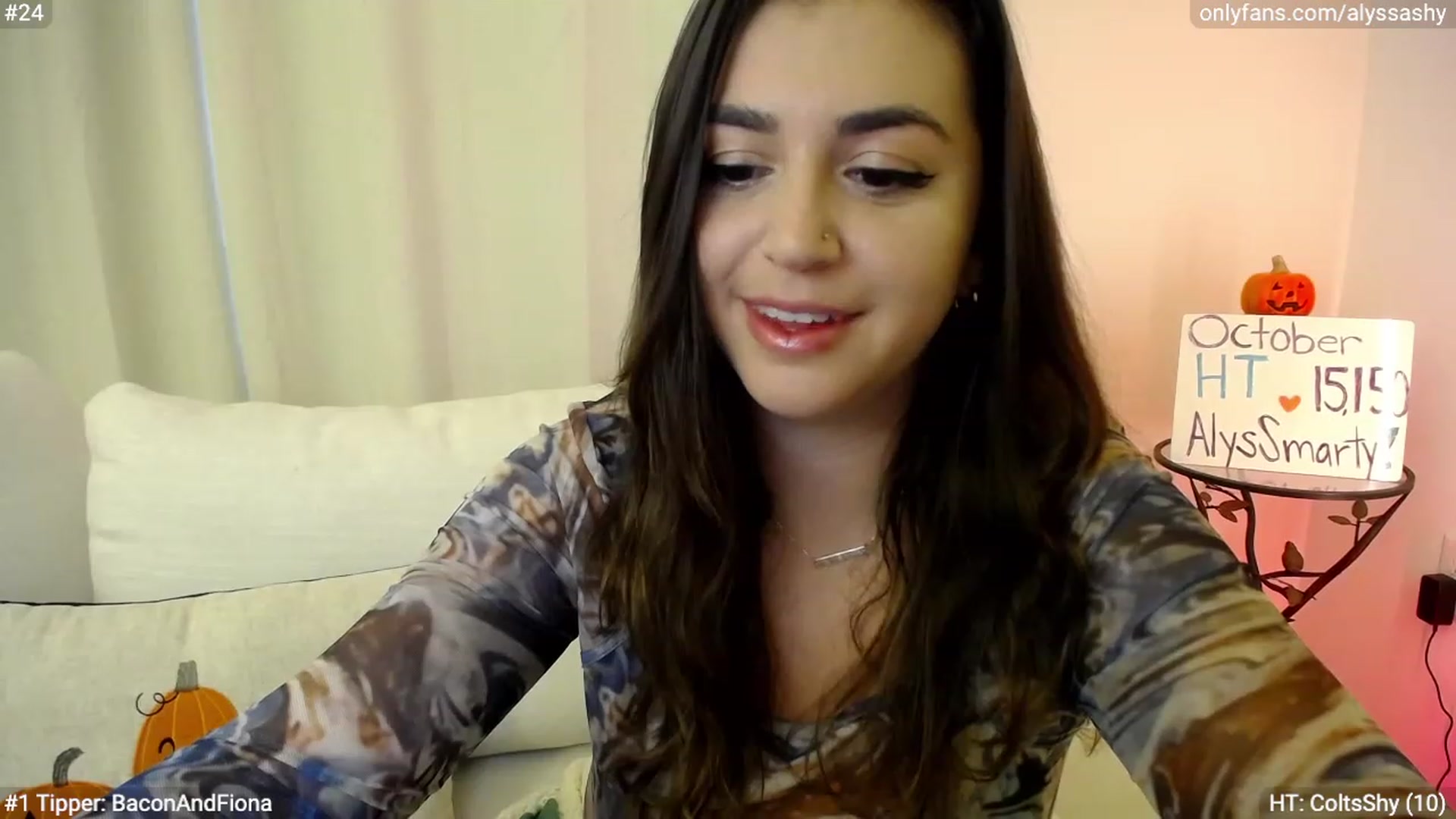 Gallery image thumbnail from AlyssaShy's myfreecams stream on, 10/30/2023, 20:31 image 11 of 20