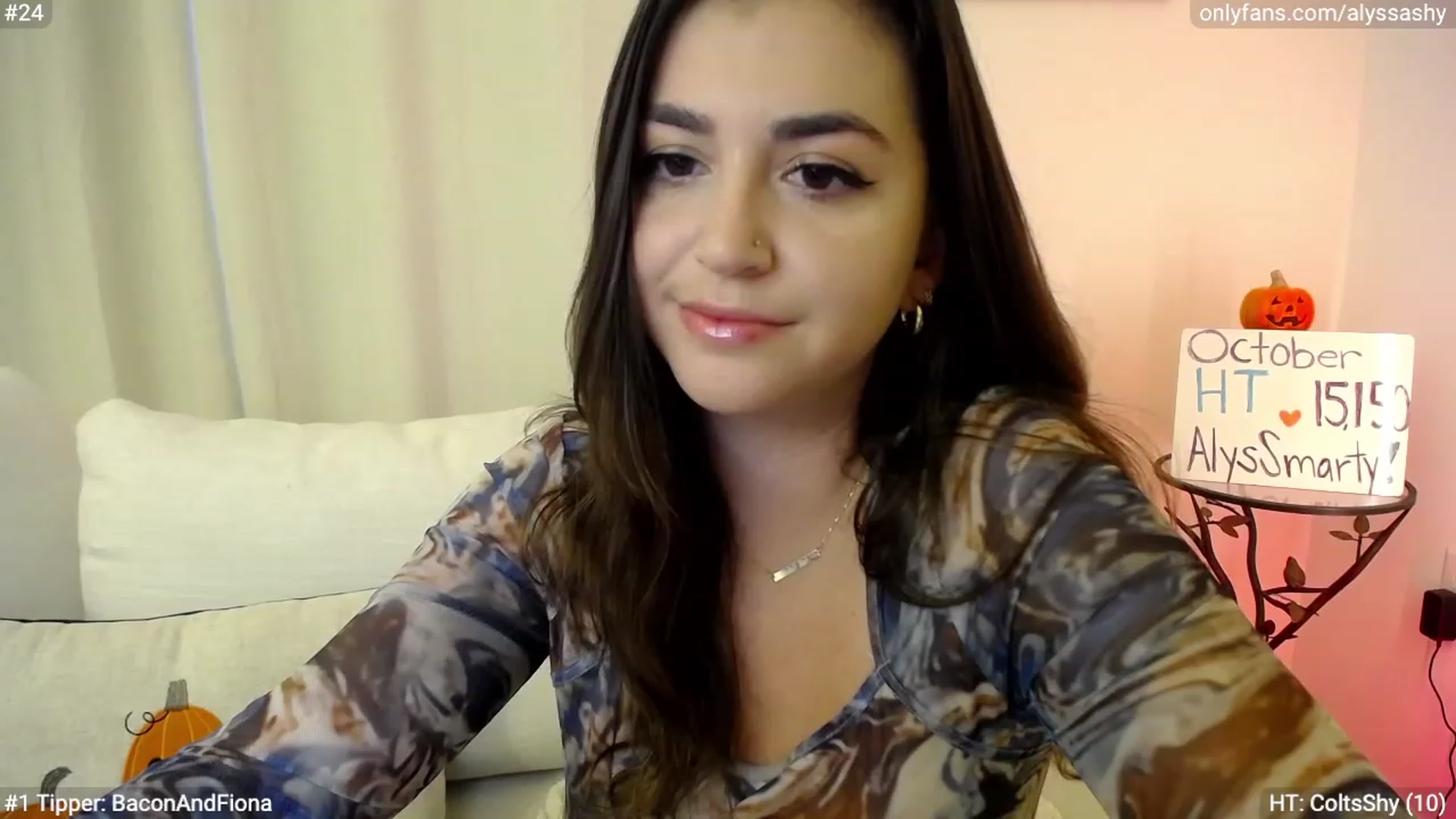 Gallery image thumbnail from AlyssaShy's myfreecams stream on, 10/30/2023, 20:31 image 19 of 20