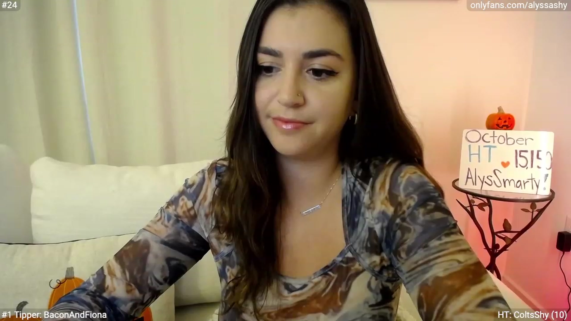 Gallery image thumbnail from AlyssaShy's myfreecams stream on, 10/30/2023, 20:31 image 20 of 20